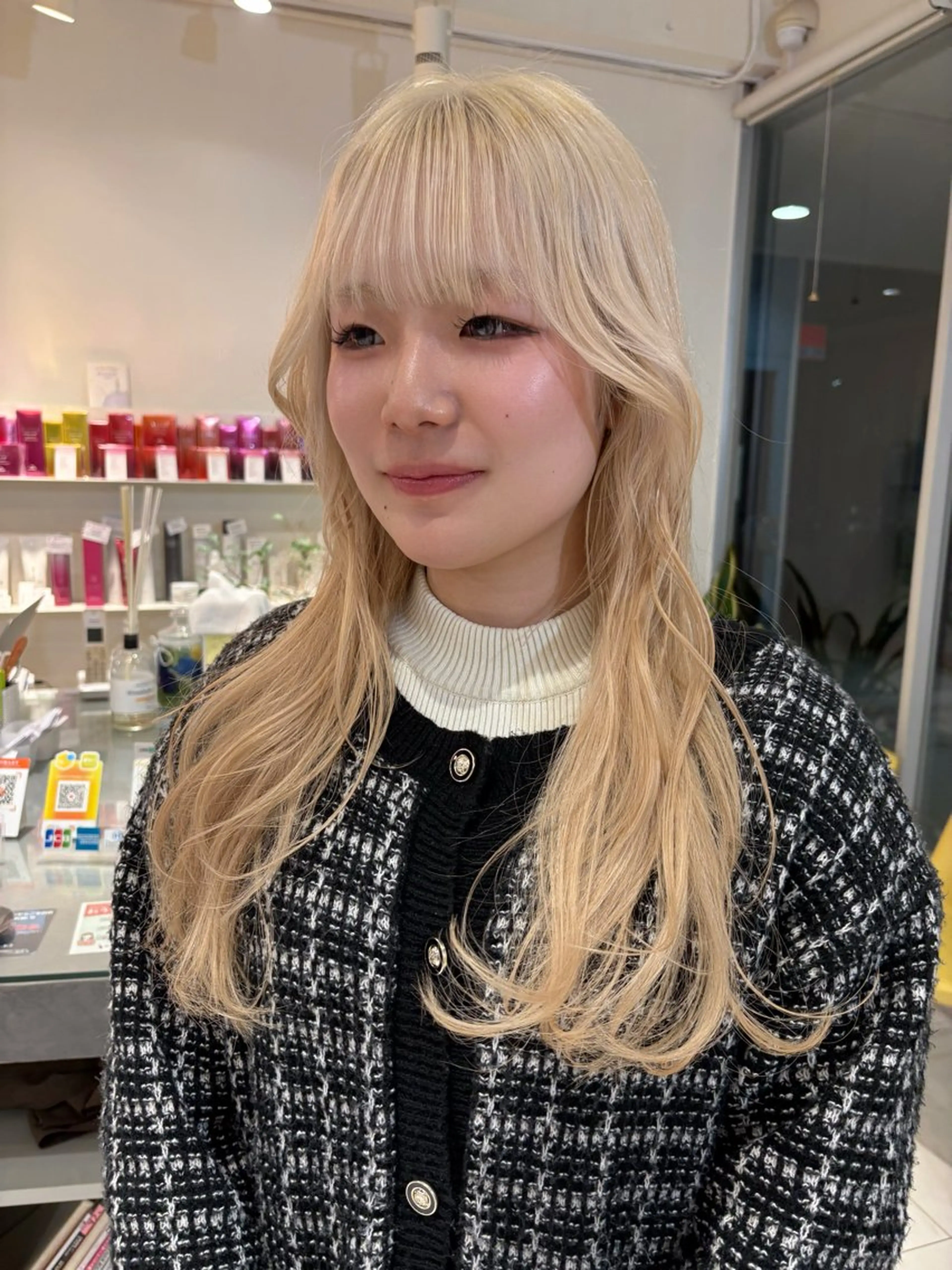 ✔︎︎︎︎〘 ハイトーン〙トリプルカラー＋ケアブリーチ 🌸ブリーチ2回とオンカラーとなります。の写真