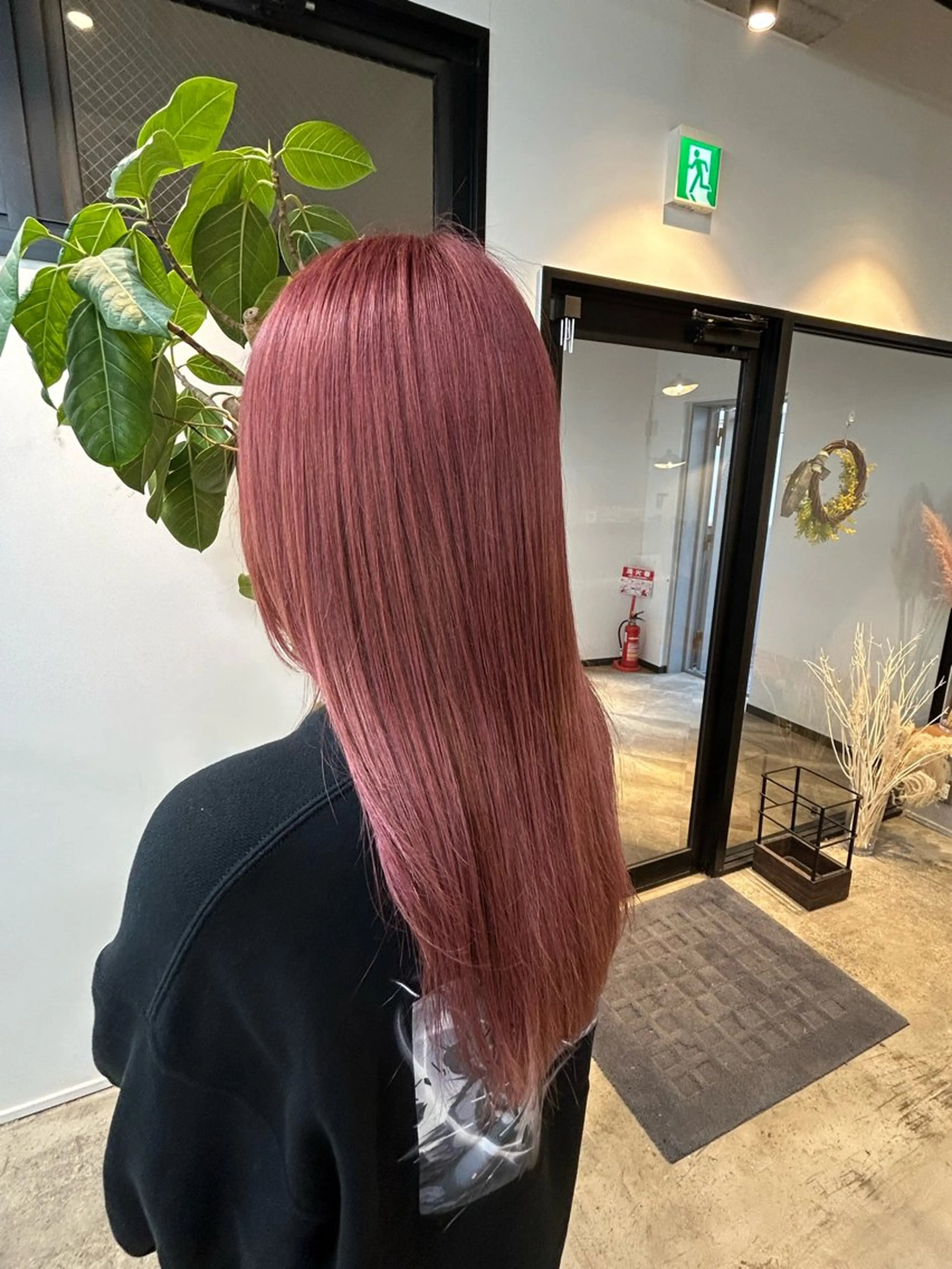 ロング カラー ピンクカラー カット ヘアカラー トリートメント 🎀たな 🧸のヘアスタイル