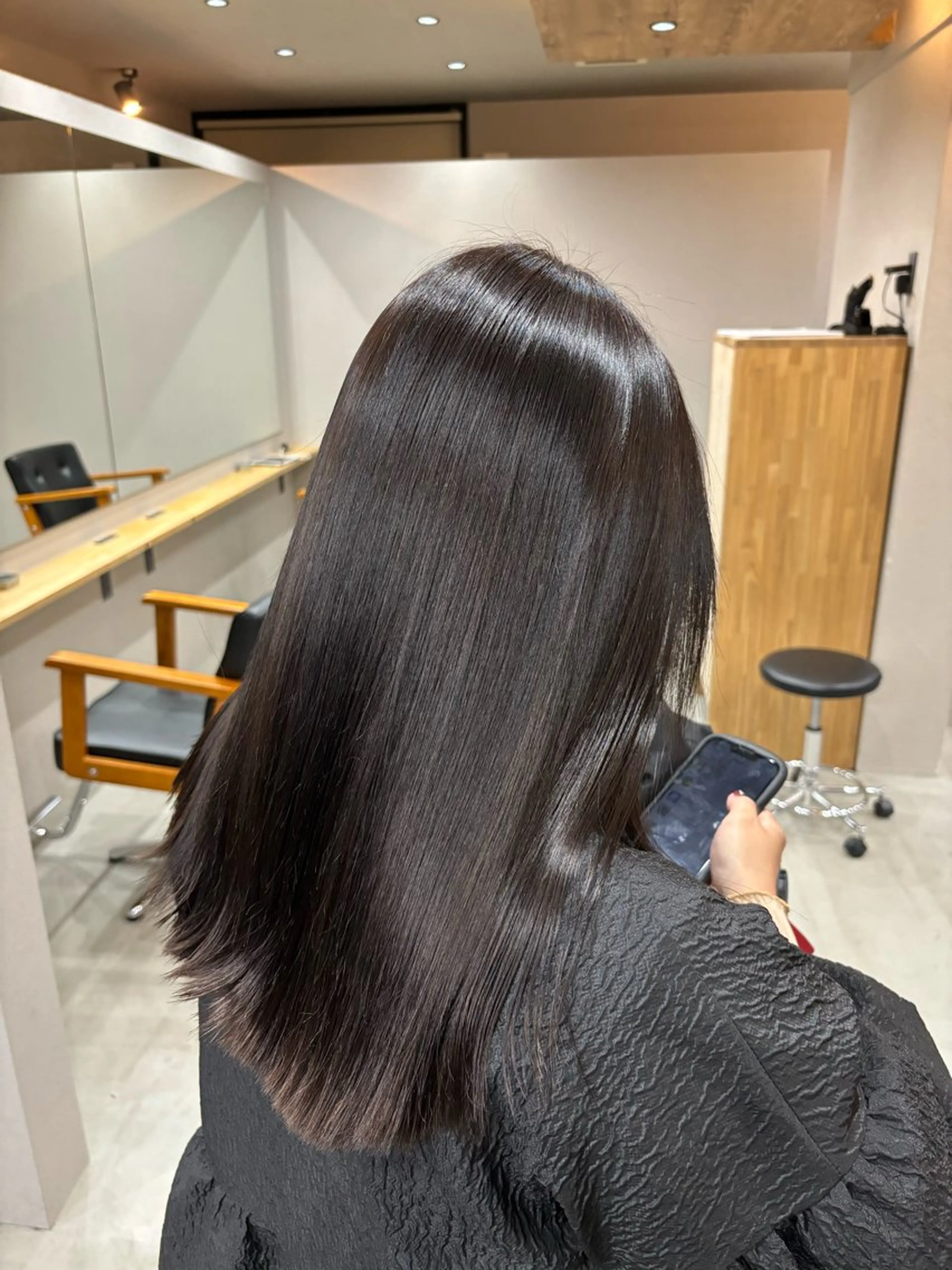 カラー 岩村 拓海のヘアスタイル
