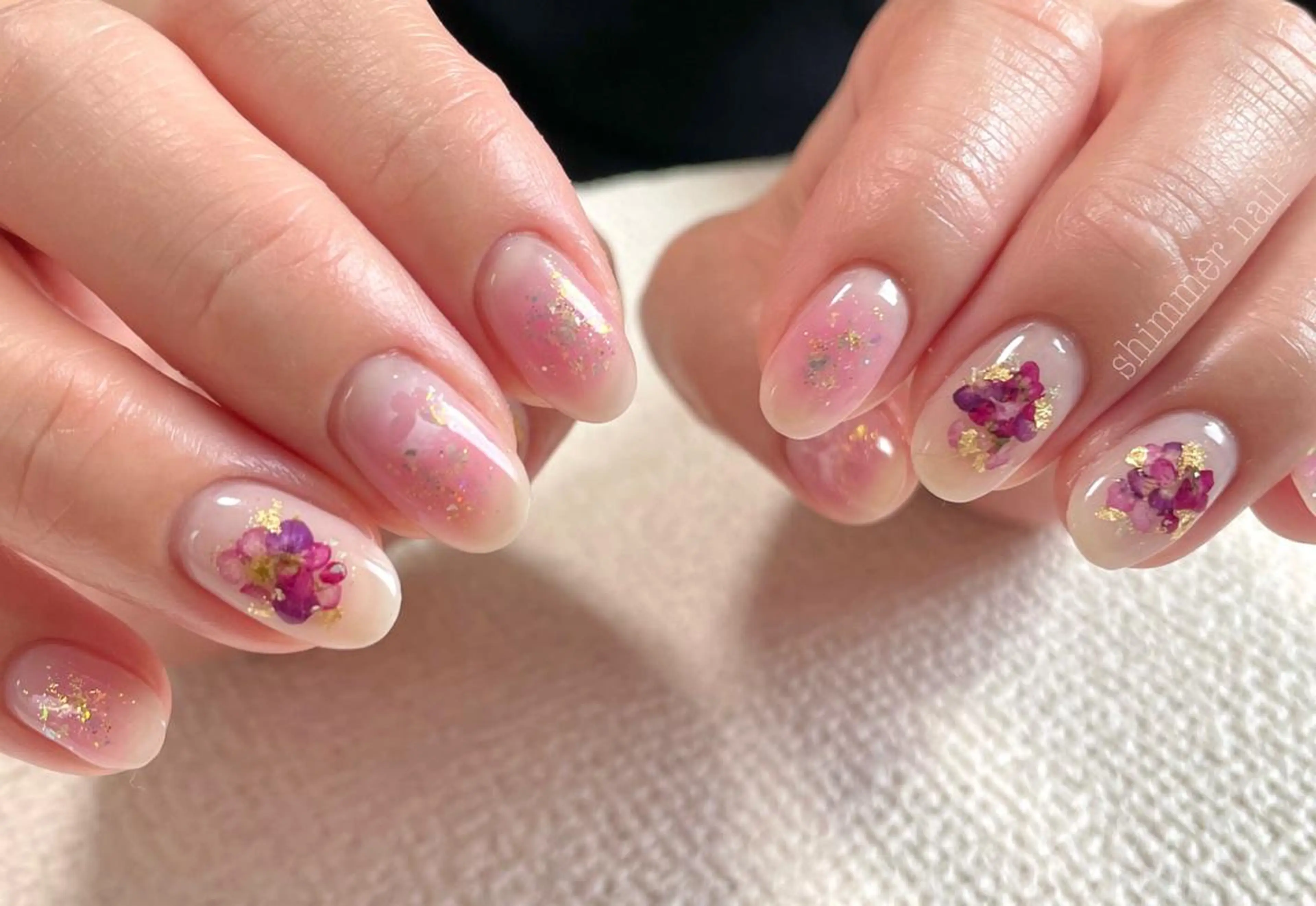ネイル チークネイル ハンドネイル Shimmer Nail所属・Shimmer Nail⋆*✩のネイルデザイン