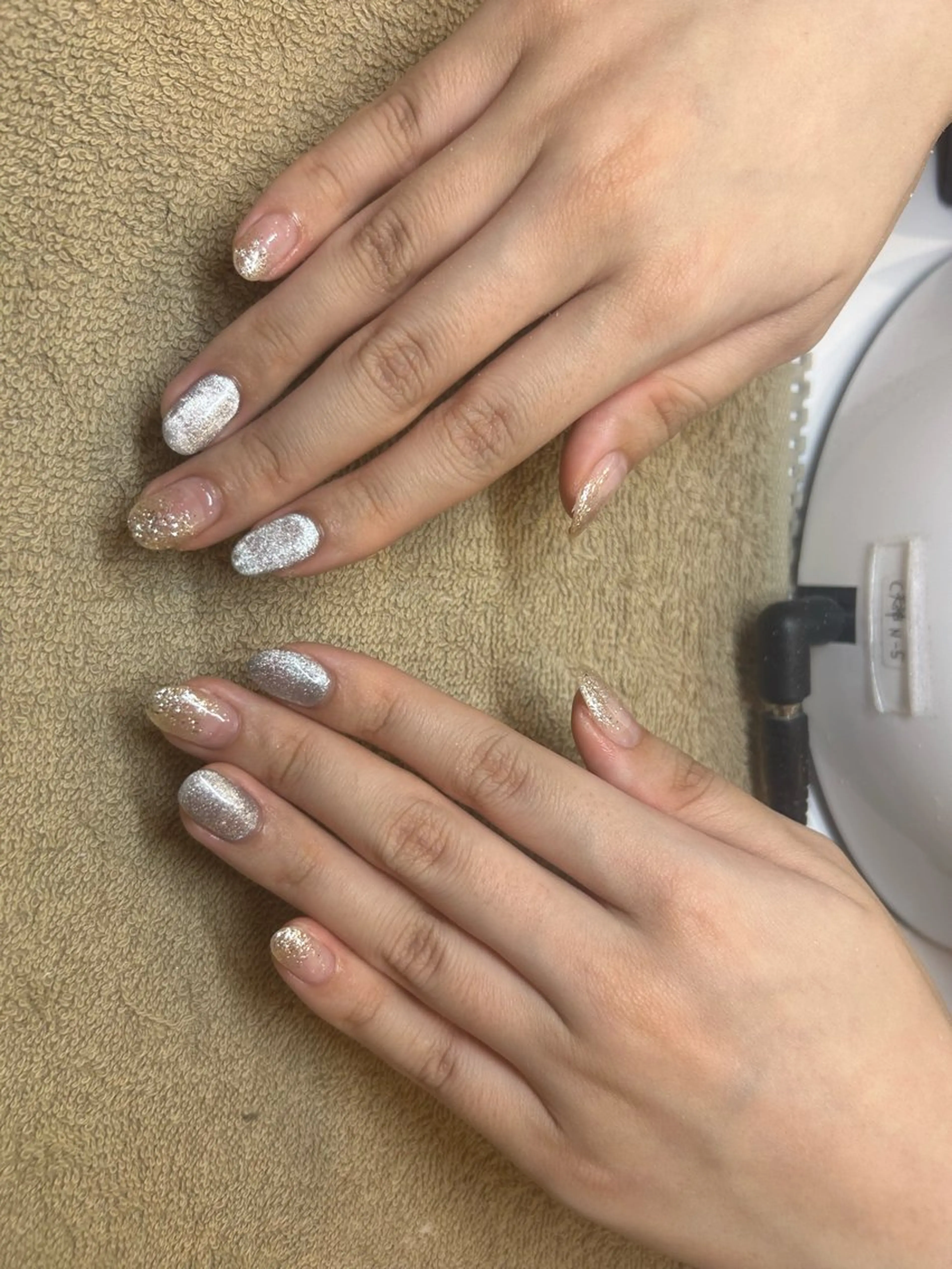 ネイル グラデーション ラメ(グリッター) ラメグラデーション マグネットネイル シンプルネイル ReRe【リリ】西鉄久留米駅前店所属・nail annaのネイルデザイン