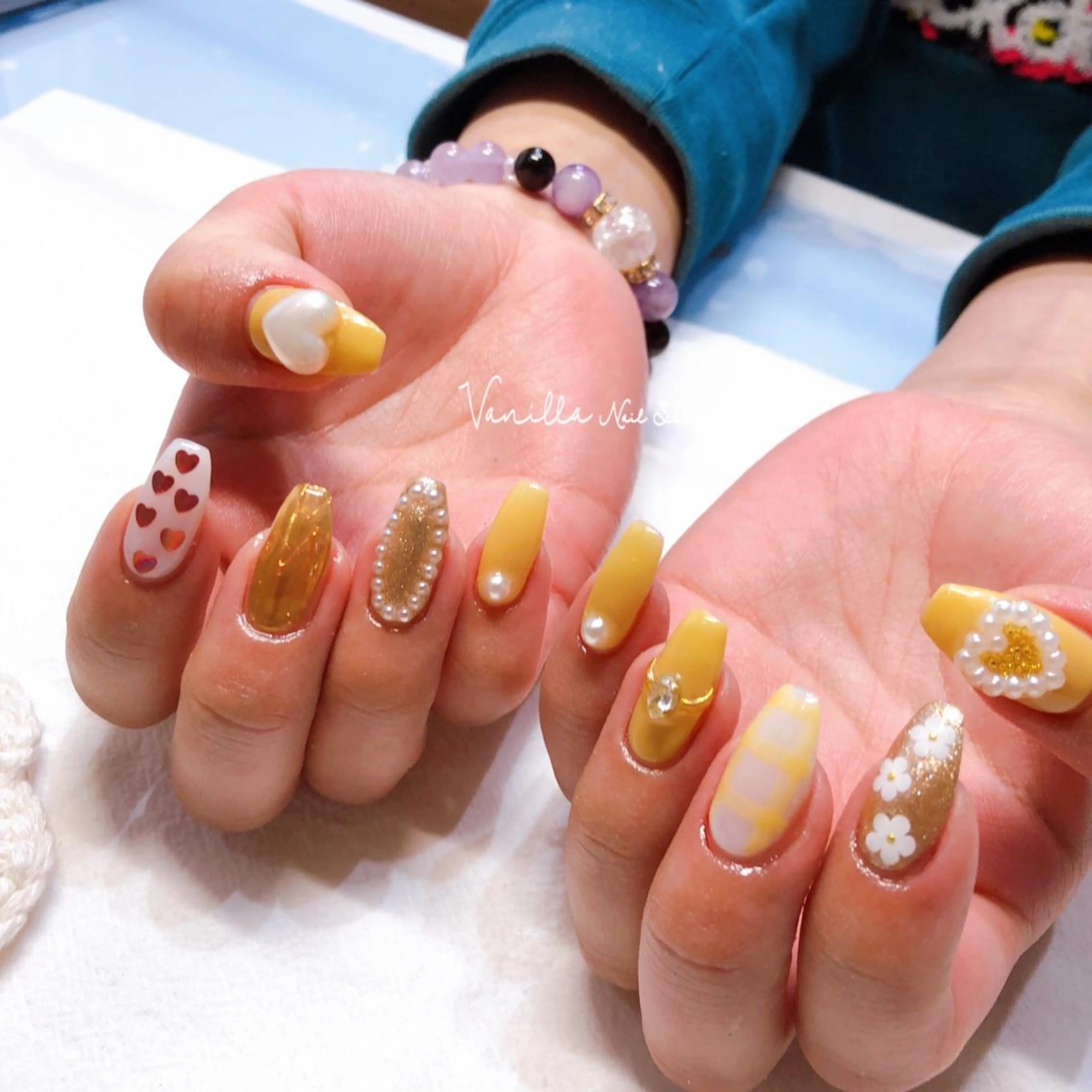 ネイル ハンドネイル Vanilla ネイルサロン　西川口のネイルデザイン