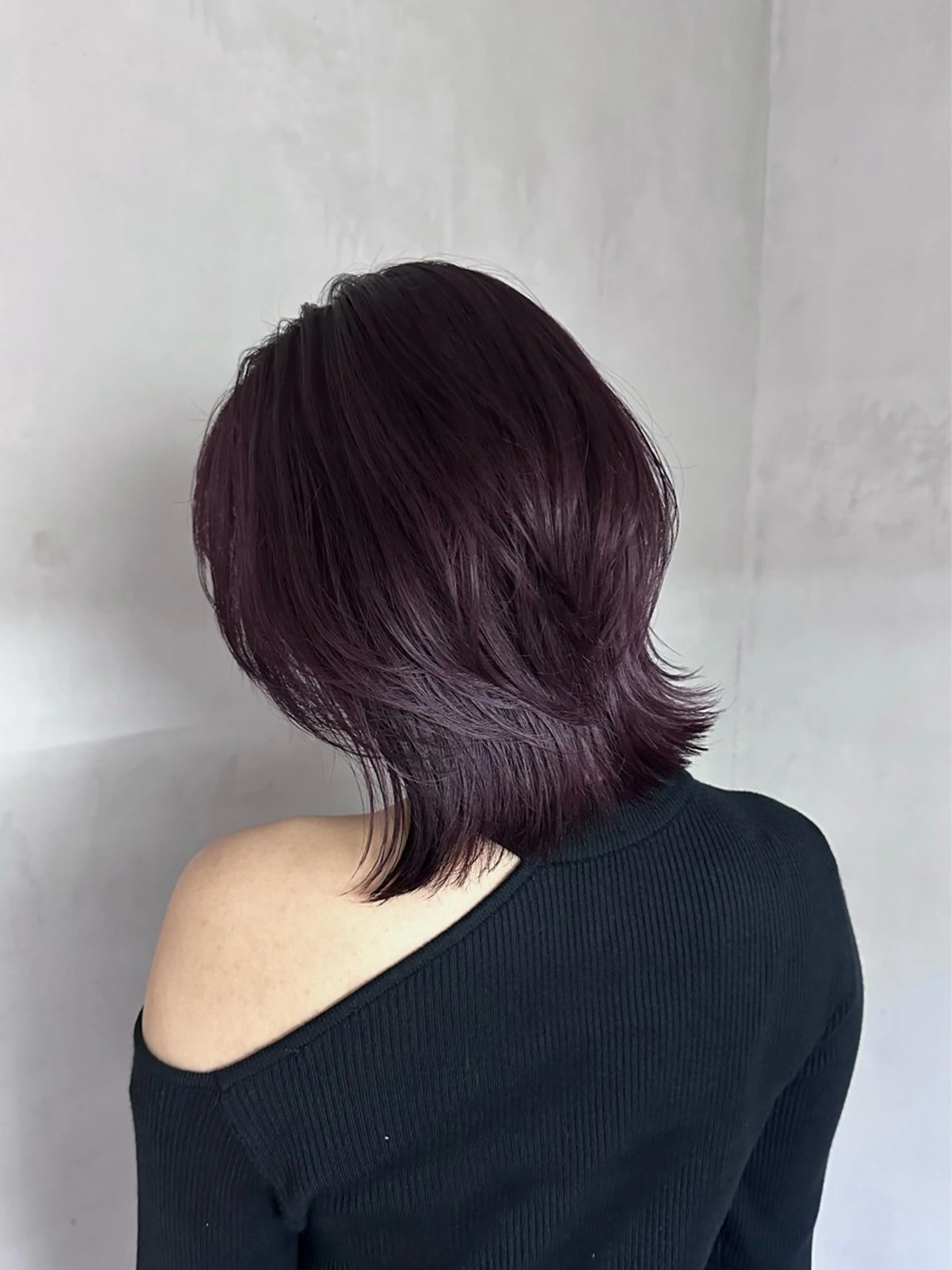 ミディアム カラー YU-GA /レイヤーカットのヘアスタイル