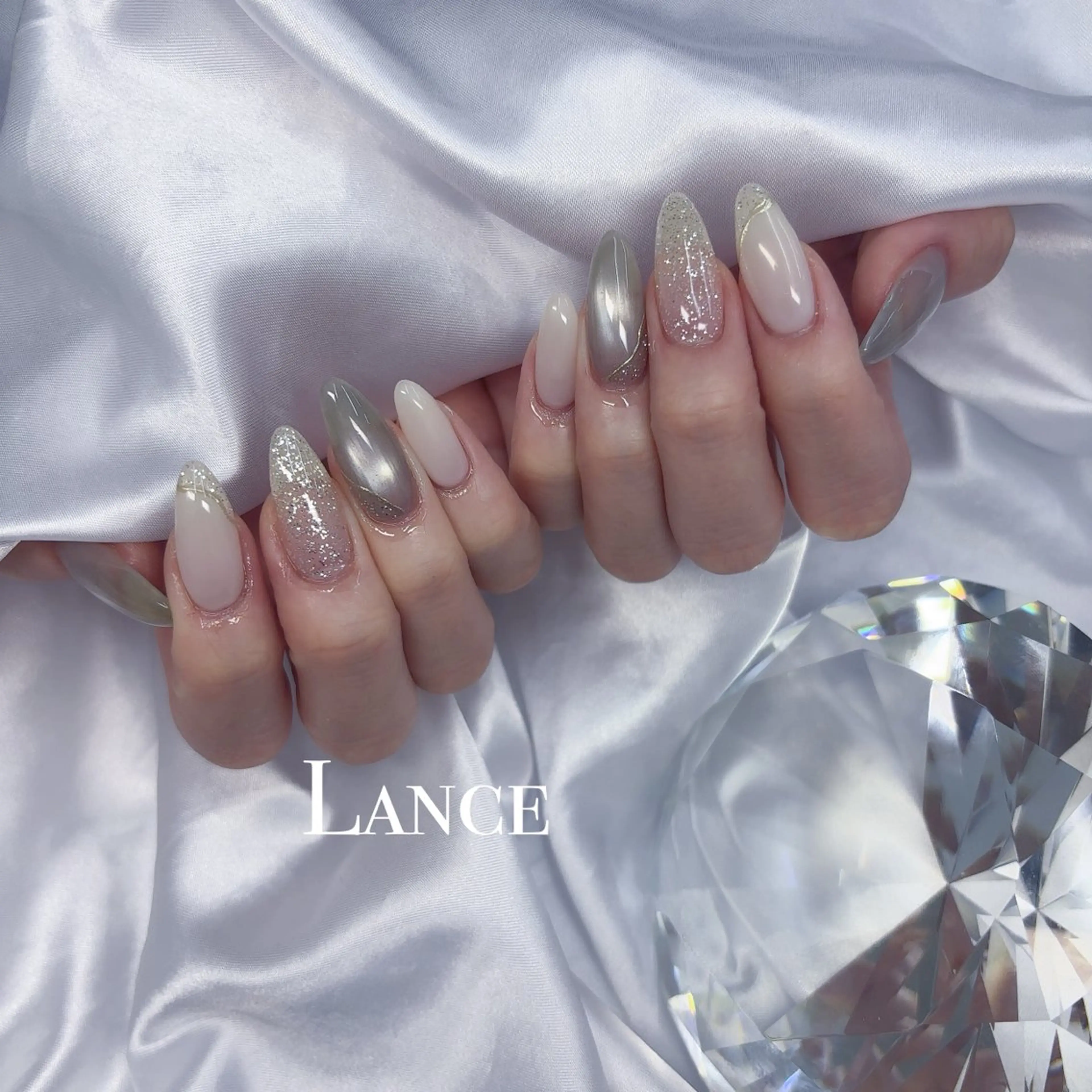ネイル オーロラネイル フットネイル フレンチネイル ガラスフレンチ 氷ネイル・うるうるネイル ハンドネイル Lance nailのネイルデザイン