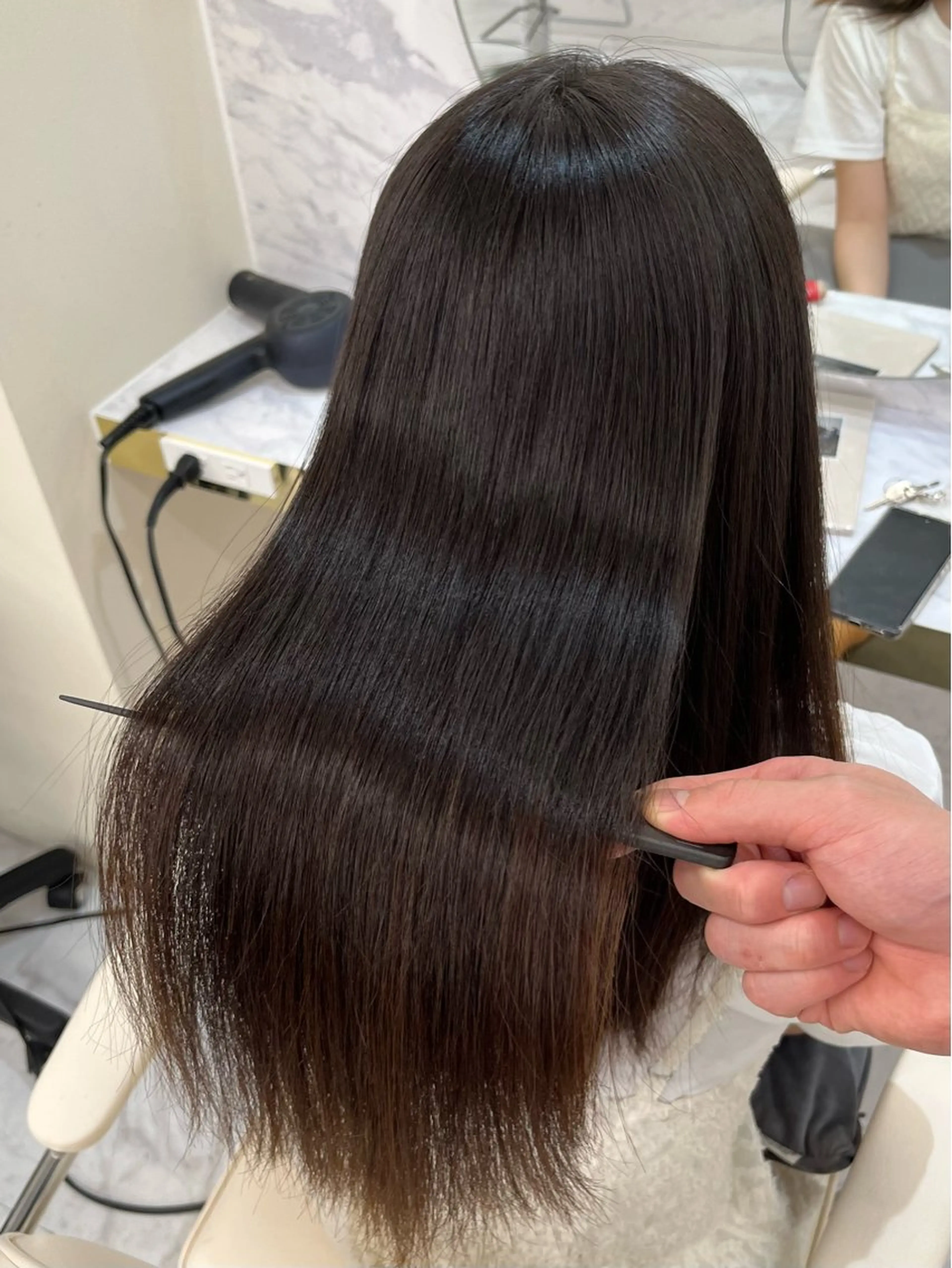 ロング 髪質改善縮毛矯正🫧 村上蒼生のヘアスタイル