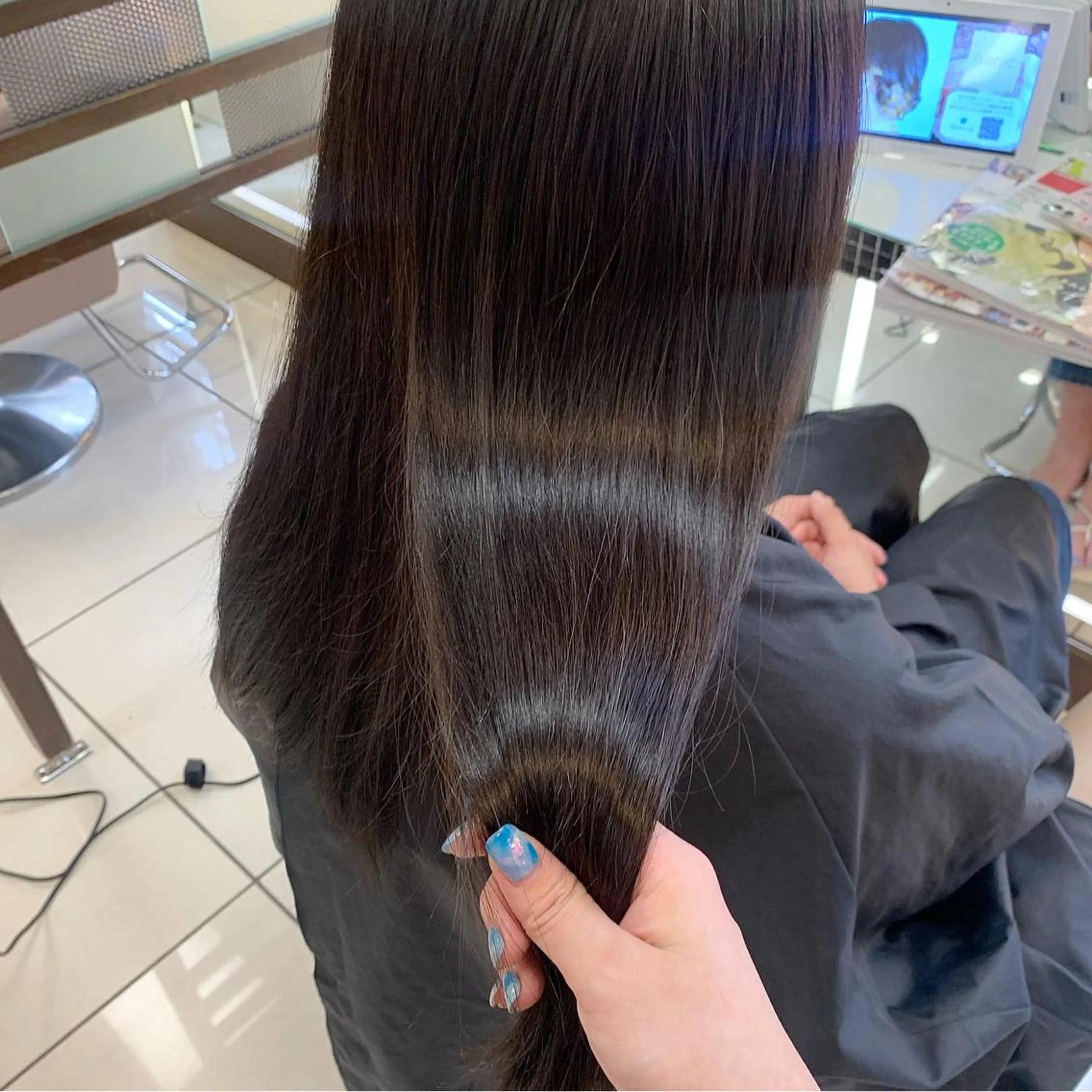 🎨ヘアカラー＋Aujua4STEPトリートメントの写真