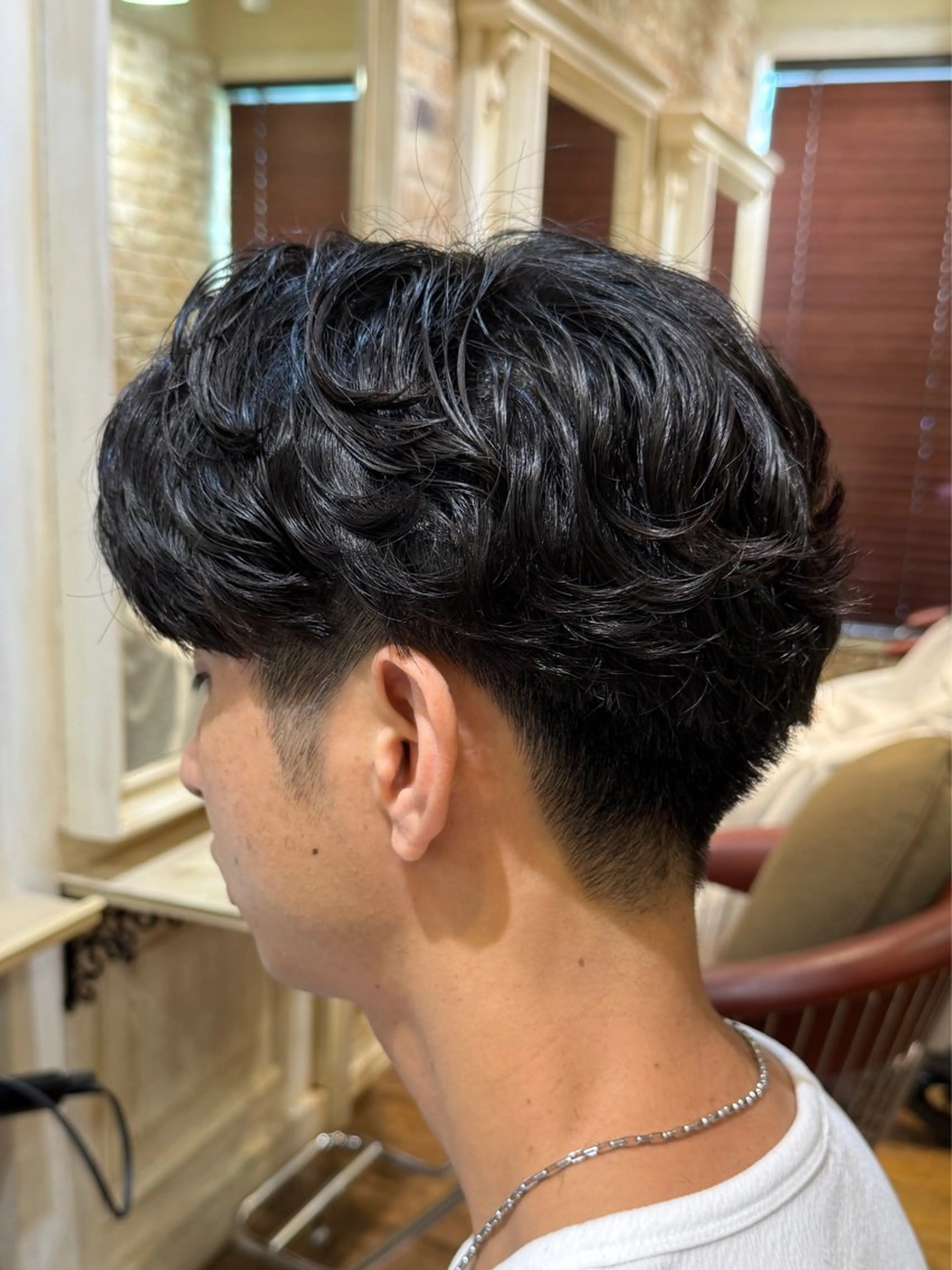 ショート メンズ フェザーパーマ メンズパーマ 刈り上げ 💙加藤 凪桜💙のヘアスタイル