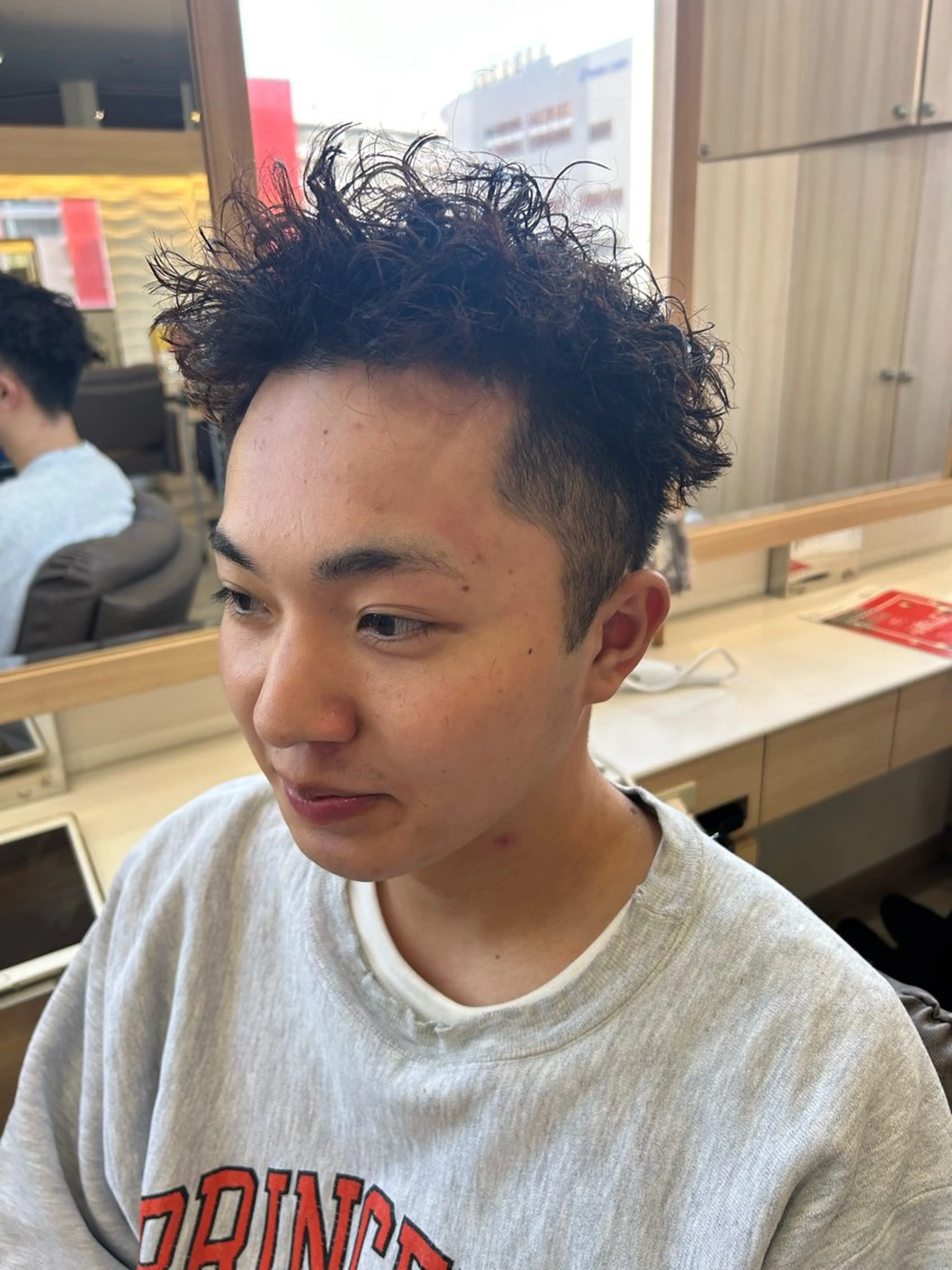 パーマ メンズ boymeetsgirl所属・宮田 龍斗のヘアスタイル