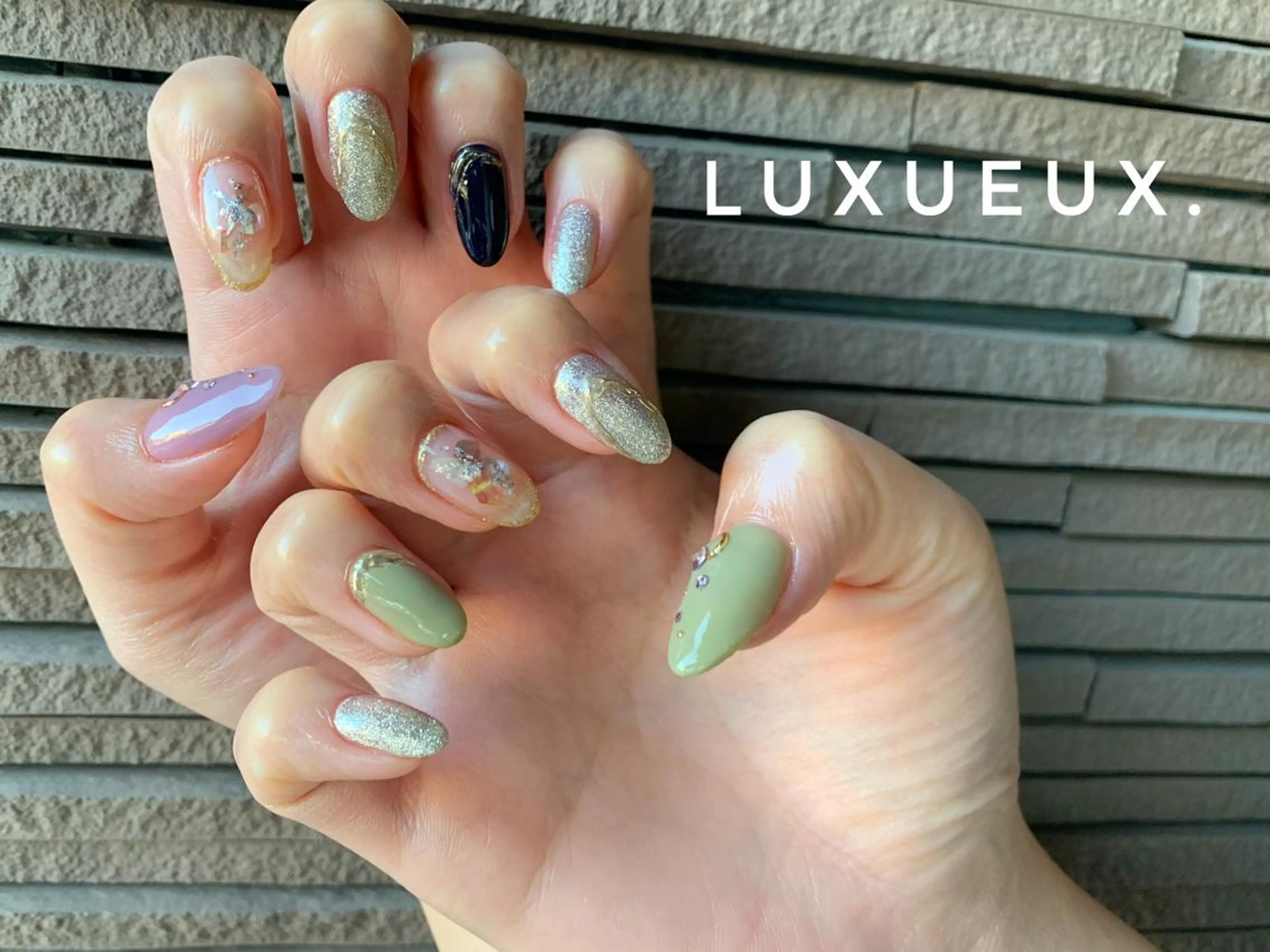ネイル LUXUEUX春日店所属・LUXUEUX春日店 (ルクソー)のネイルデザイン