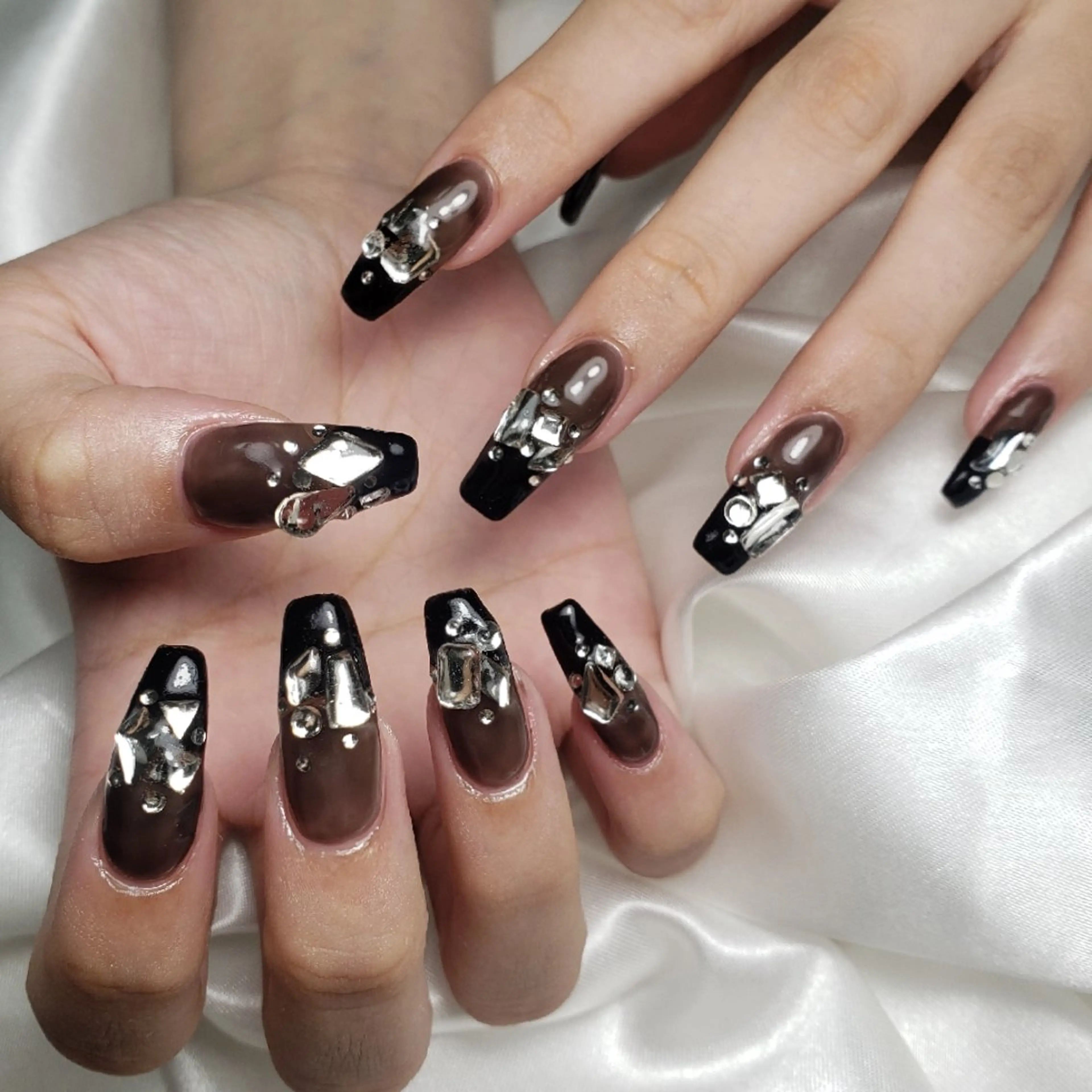 ネイル ビジュード ネイルのネイルデザイン