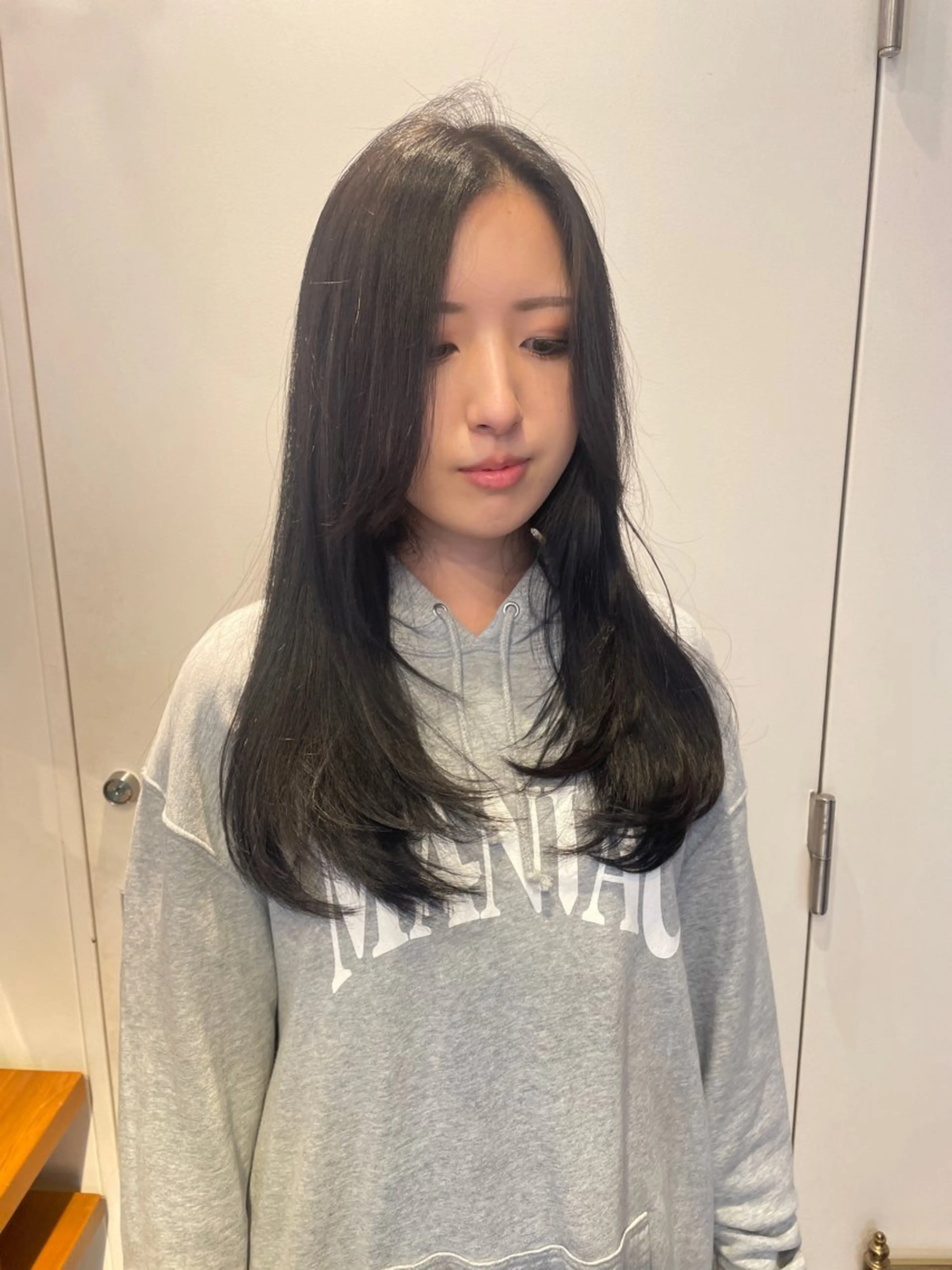 ロング カラー RIN／韓国ヘア レイヤーカットのヘアスタイル