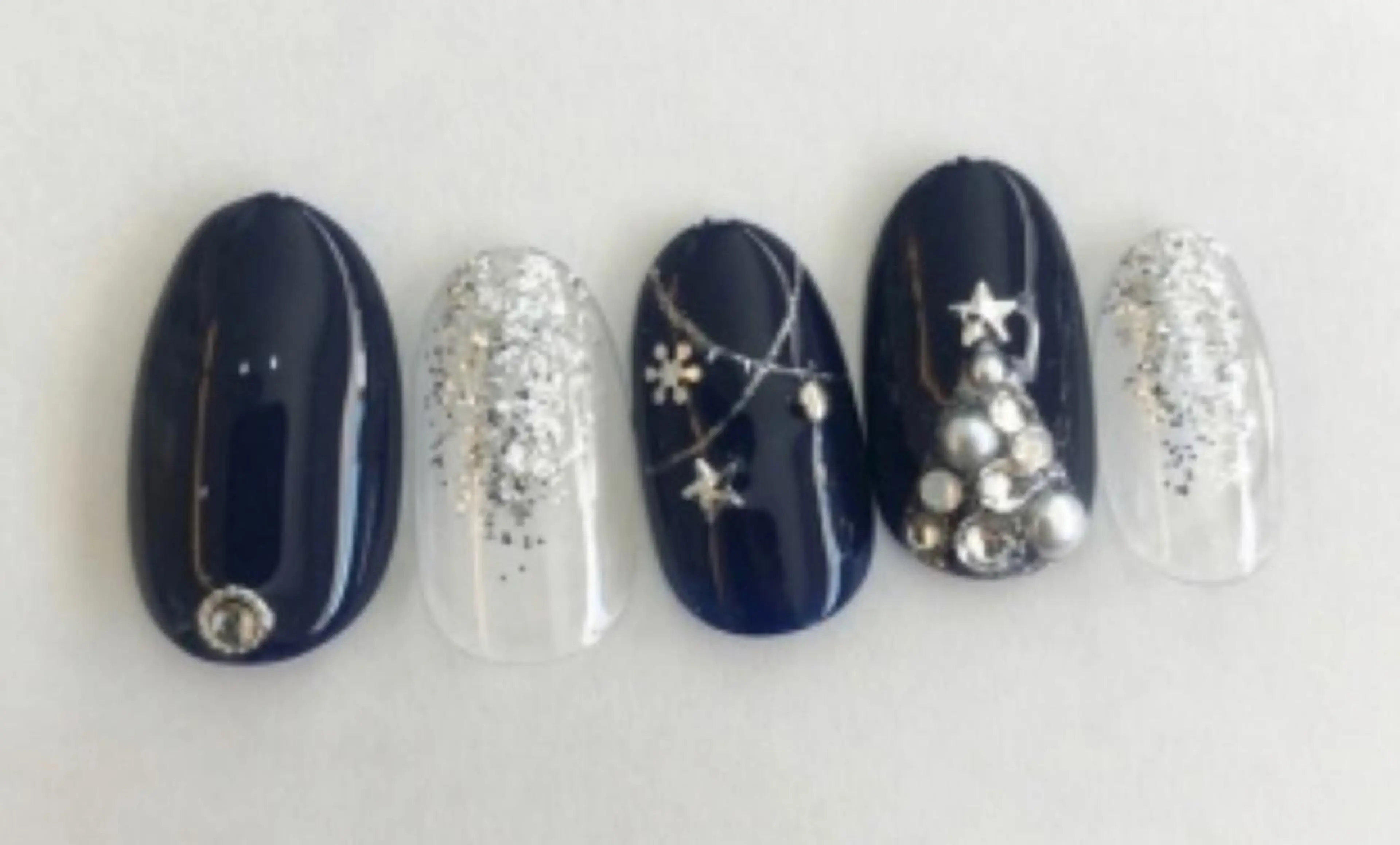 ネイル ハンドネイル ゲン レイカのネイルデザイン