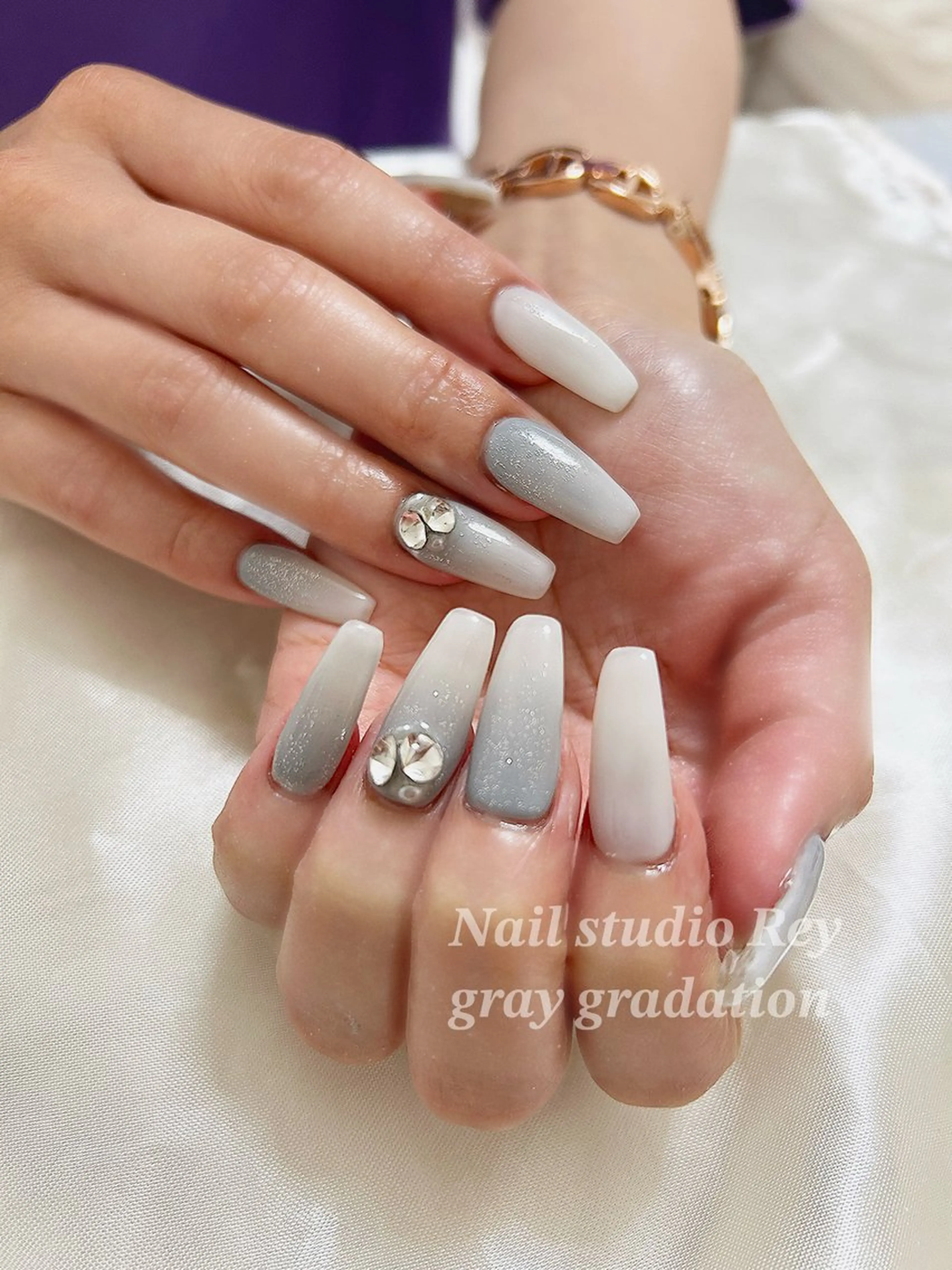 ネイル グラデーション ecrin (エクラン)のネイルデザイン