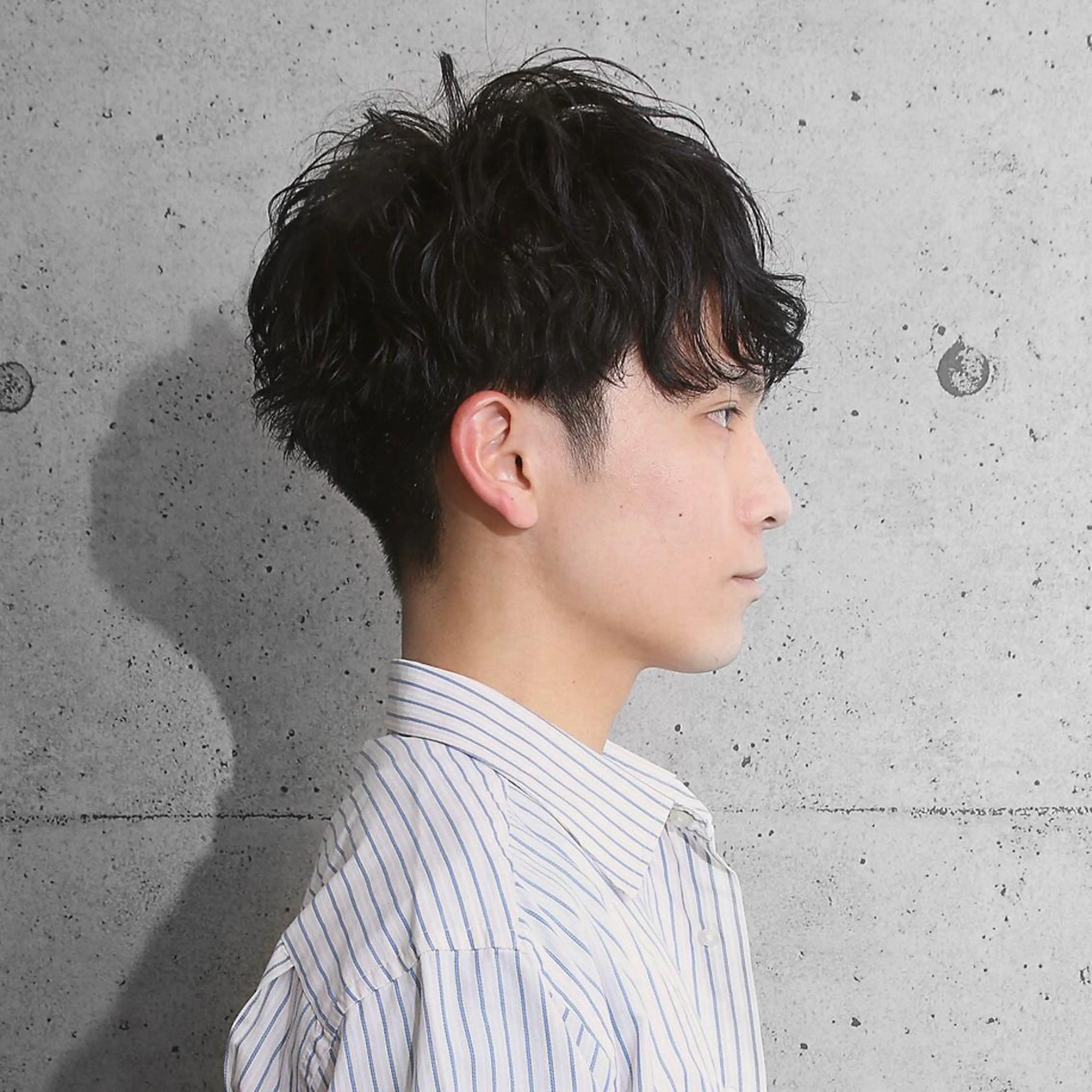 パーマ メンズ オールバック センターパート フェードカット カルマパーマ マッシュ ツイスパ/波巻き対応 メンズ特化　石川愛理のヘアスタイル