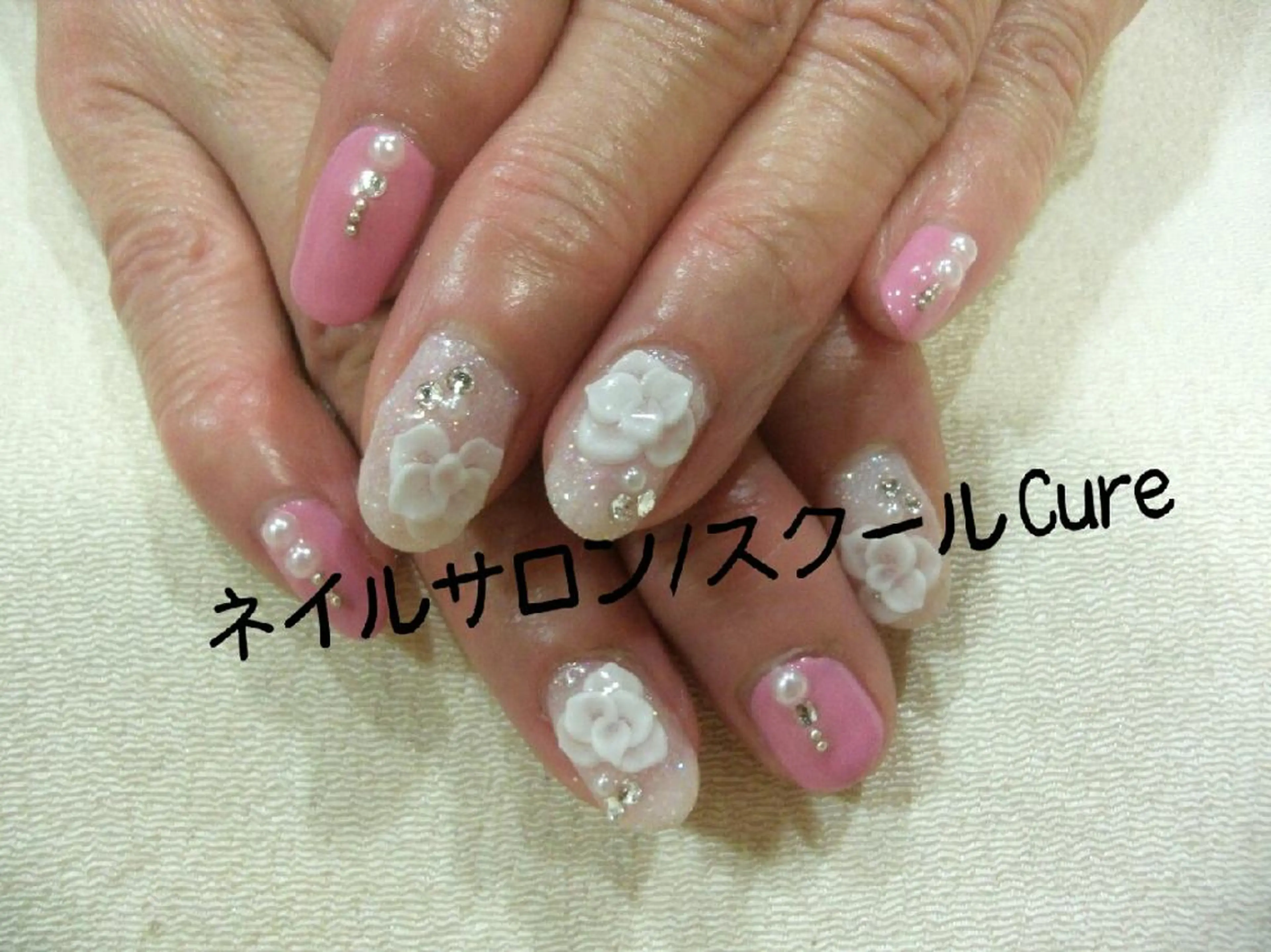 ミディアム ネイル ネイルサロン Cureのネイルデザイン