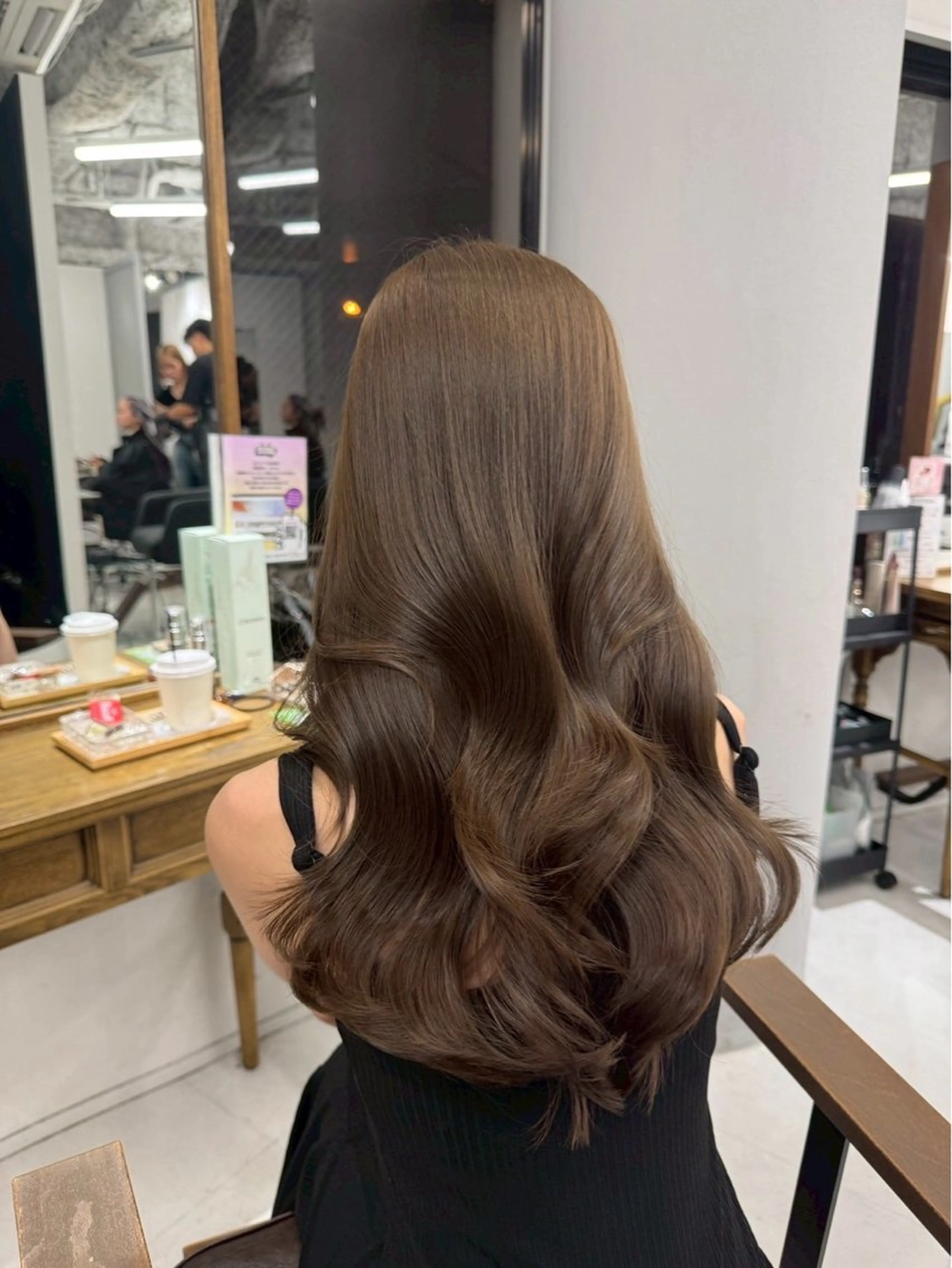 セミロング カラー ヘアカラー 佐藤 有紗のヘアスタイル