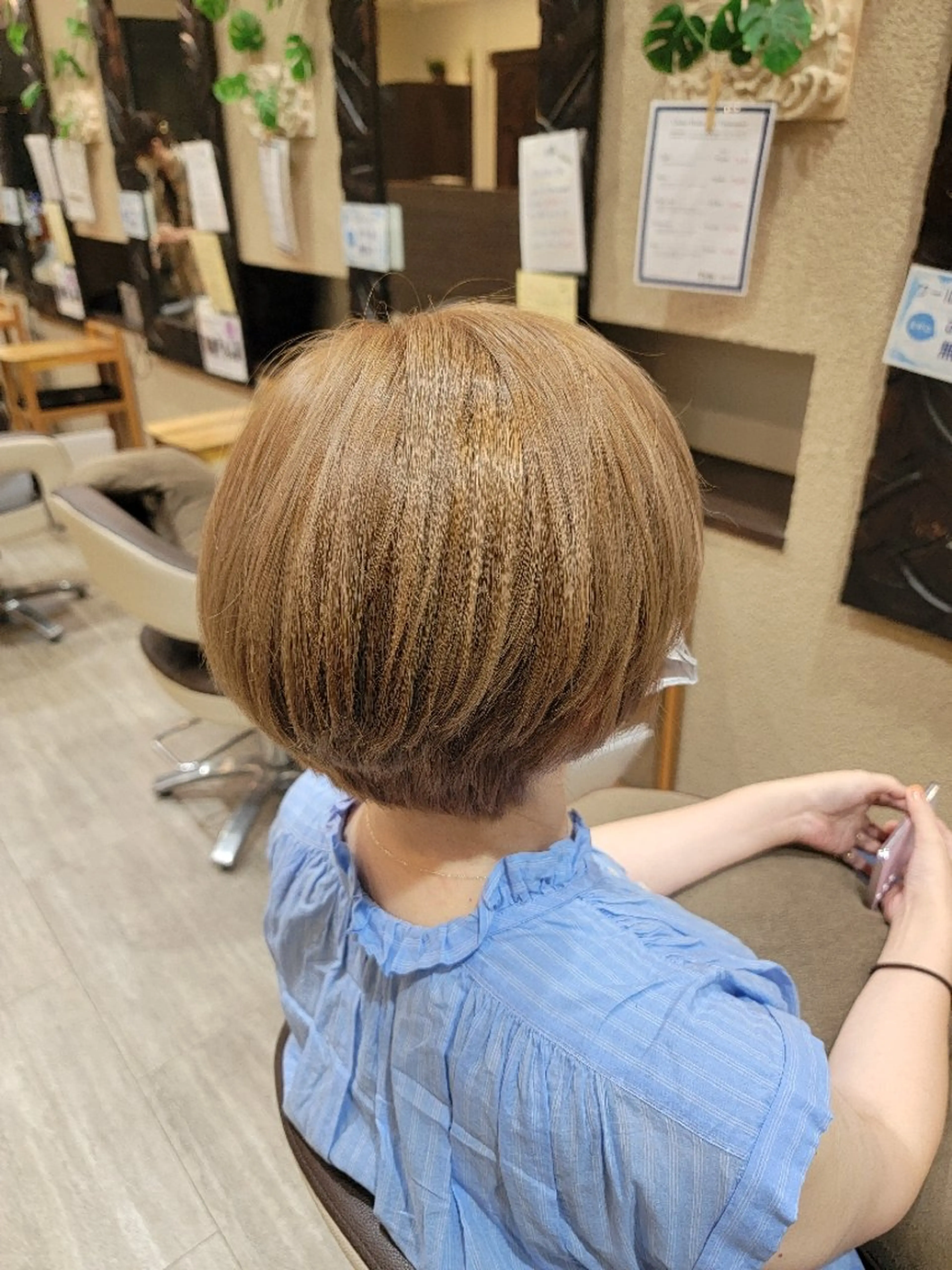 カット+ブリーチonカラー+うるつやトリートメント⭐️ダメージケア+個性派カラー《初回限定》￥15400の写真