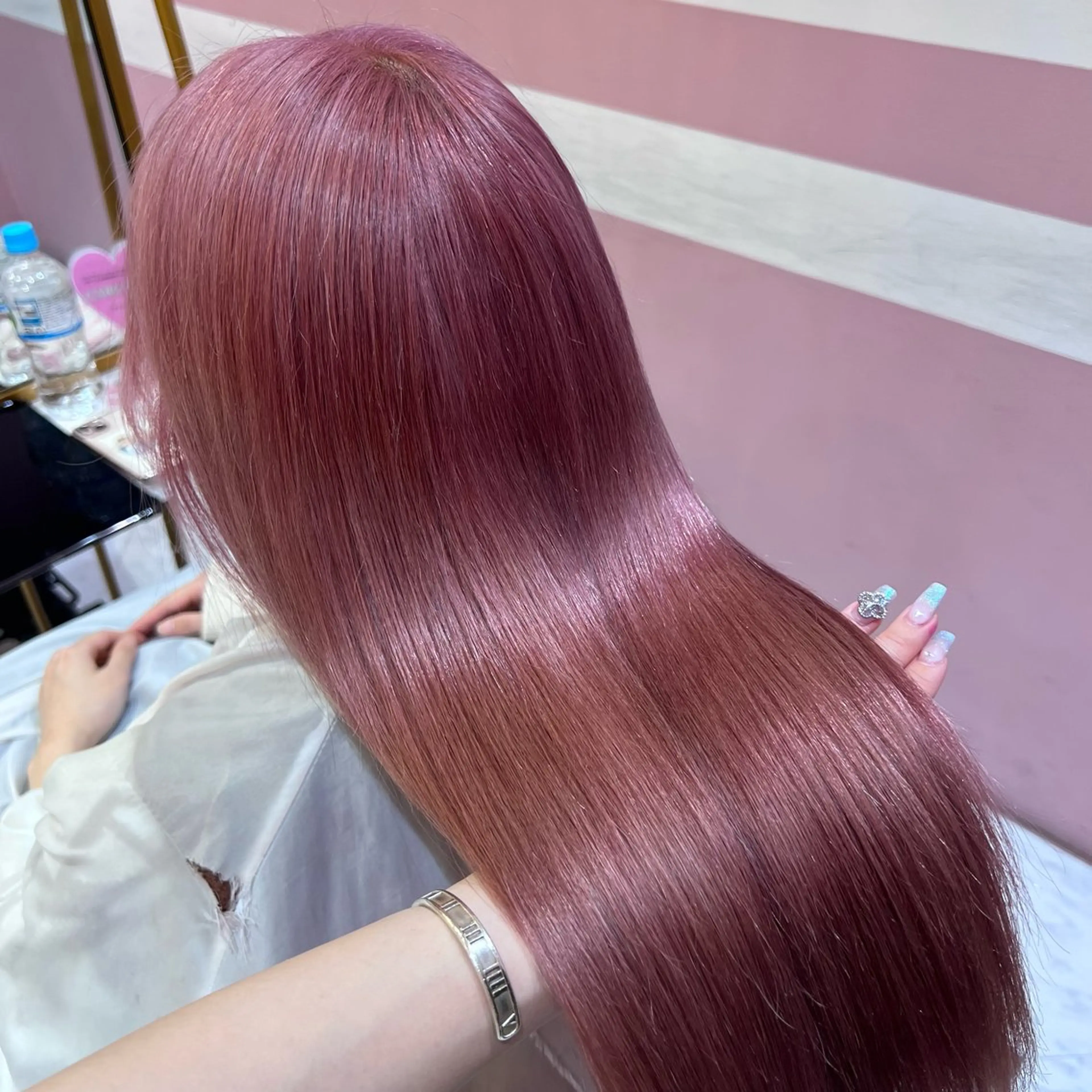 大人気❣️👼🏻ブリーチリタッチmenu👼🏻 🎀 ケアブリーチ+ 1color+トリートメント🧴‎の写真