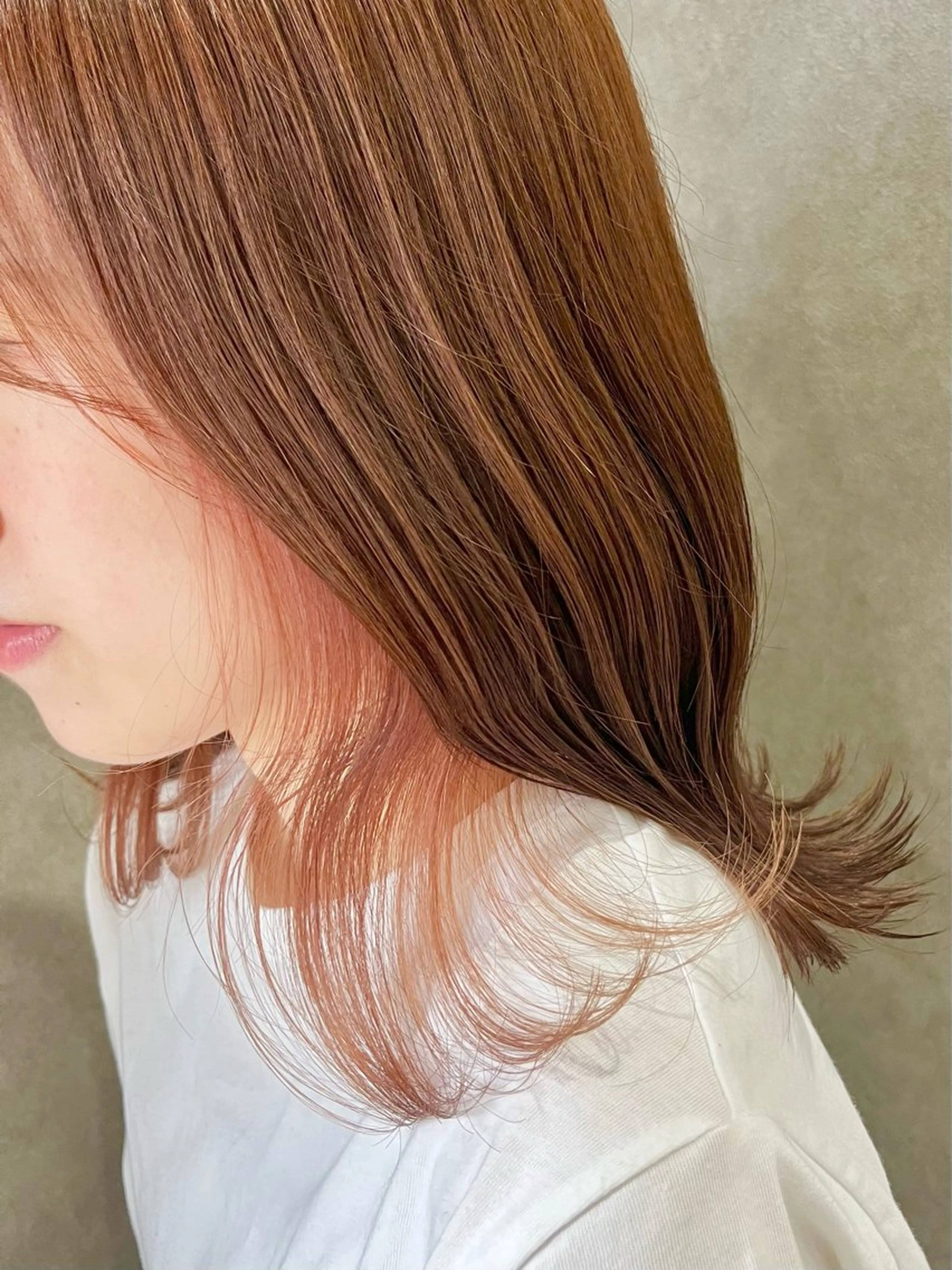 ミディアム カラー ベージュカラー イヤリングカラー ピンクカラー ピンクベージュ ヘアカラー FUJINO RYOのヘアスタイル