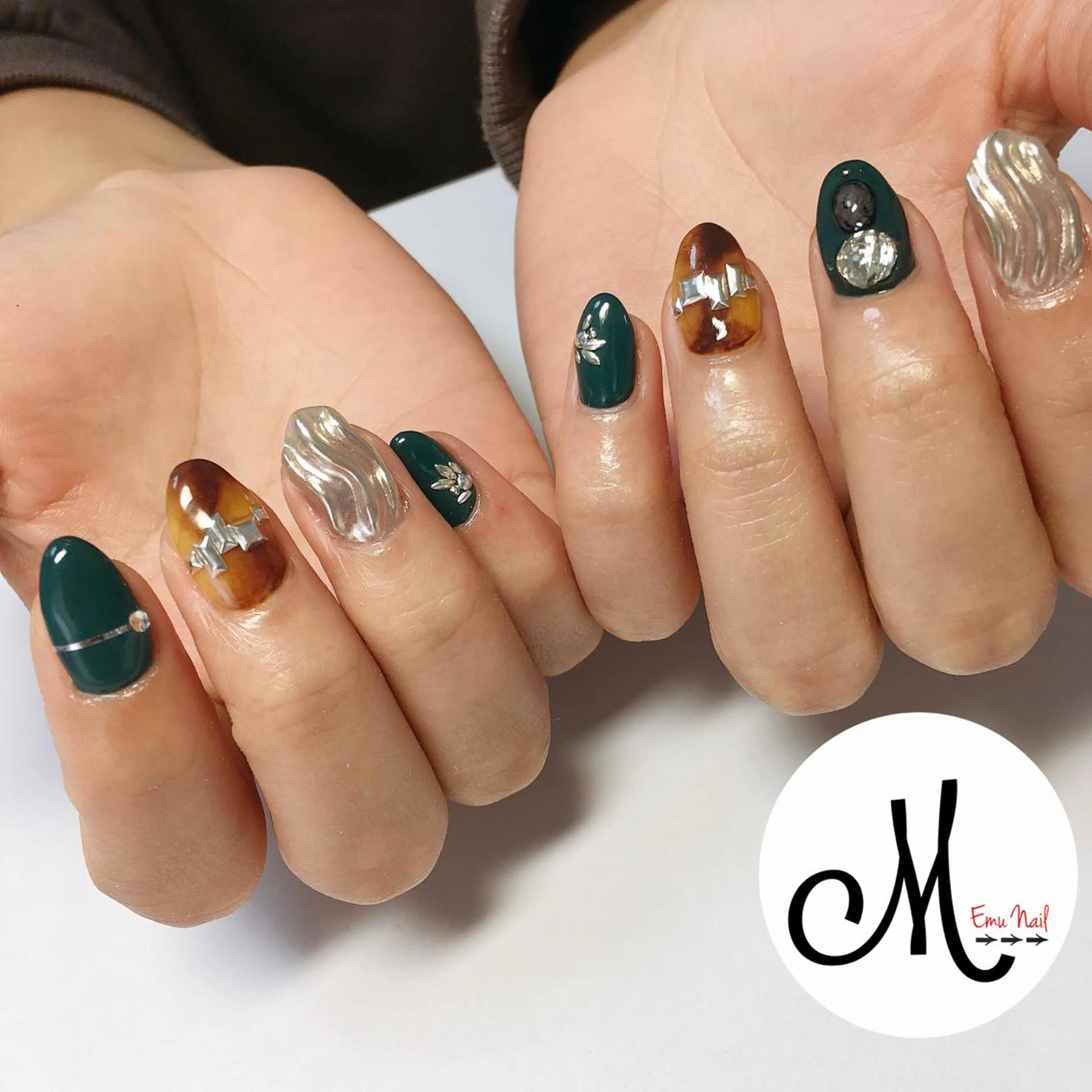 ネイル ハンドネイル Emu Nailのネイルデザイン