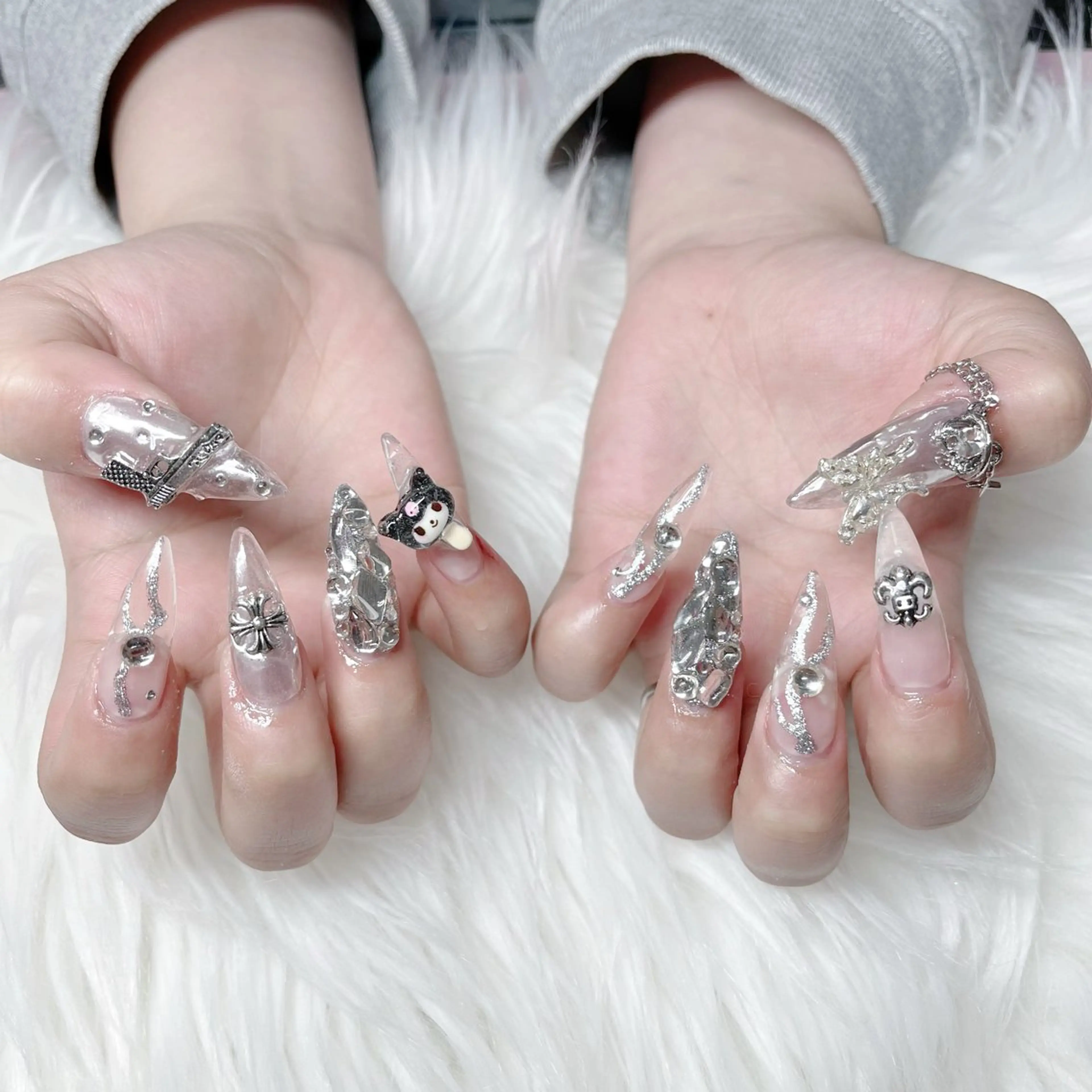 ネイル 石王 美羽のネイルデザイン