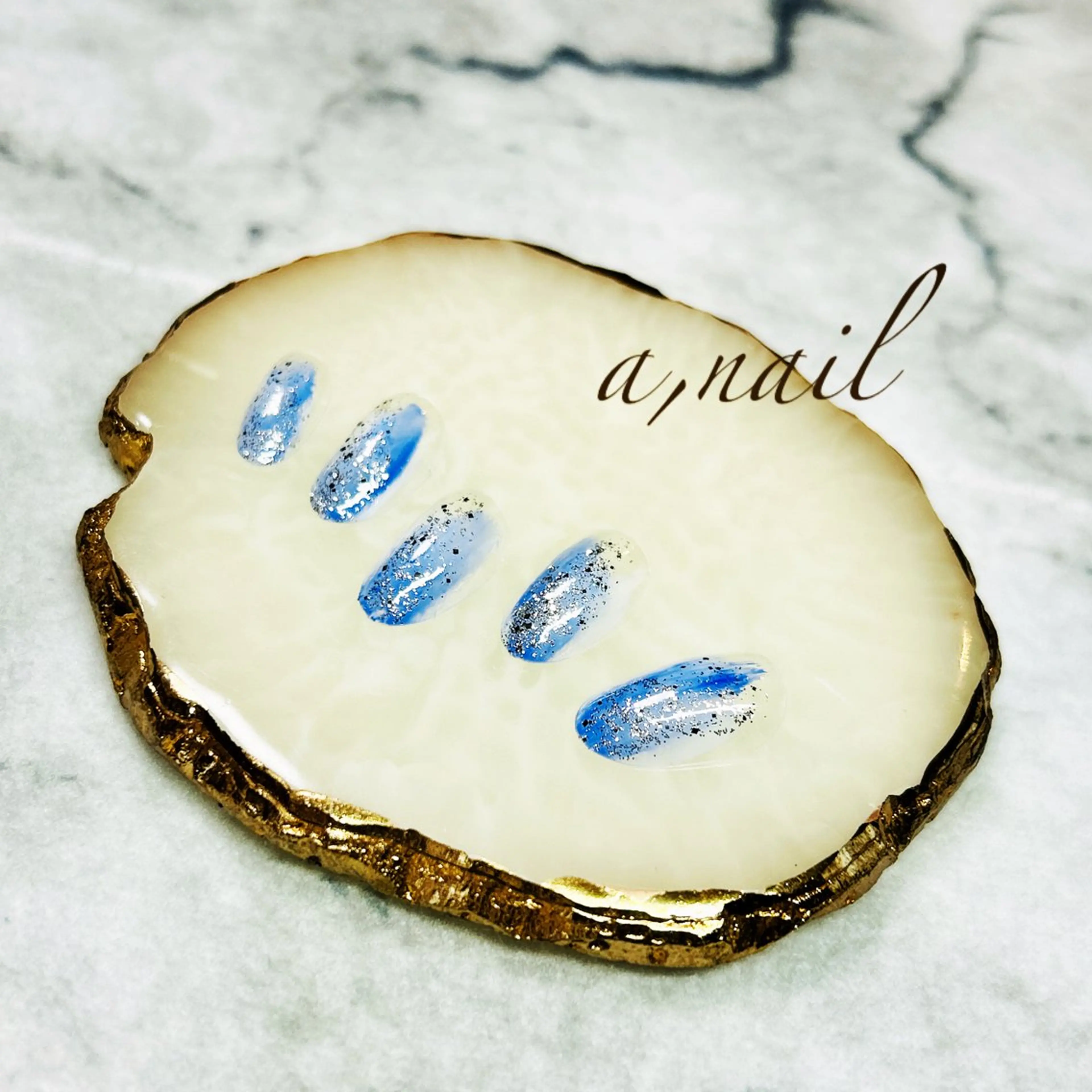 ネイル フットネイル ジェルネイル グラデーション キラキラネイル ラメ(グリッター) ハンドネイル ネイルサロン エーネイルのネイルデザイン