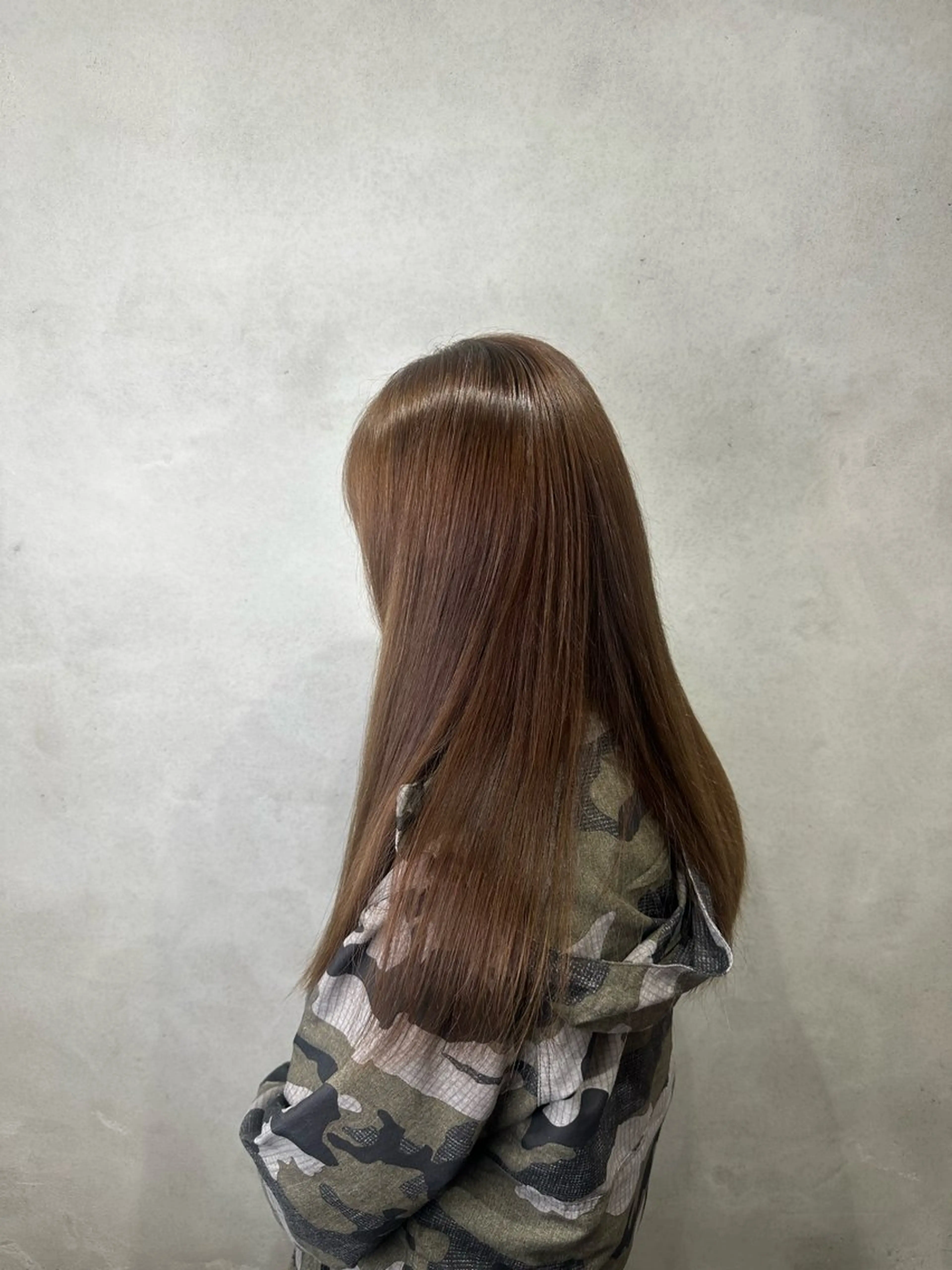 ロング ヘアカラー LUCIDOSTYLEBEGIN所属・赤星 奏音のヘアスタイル