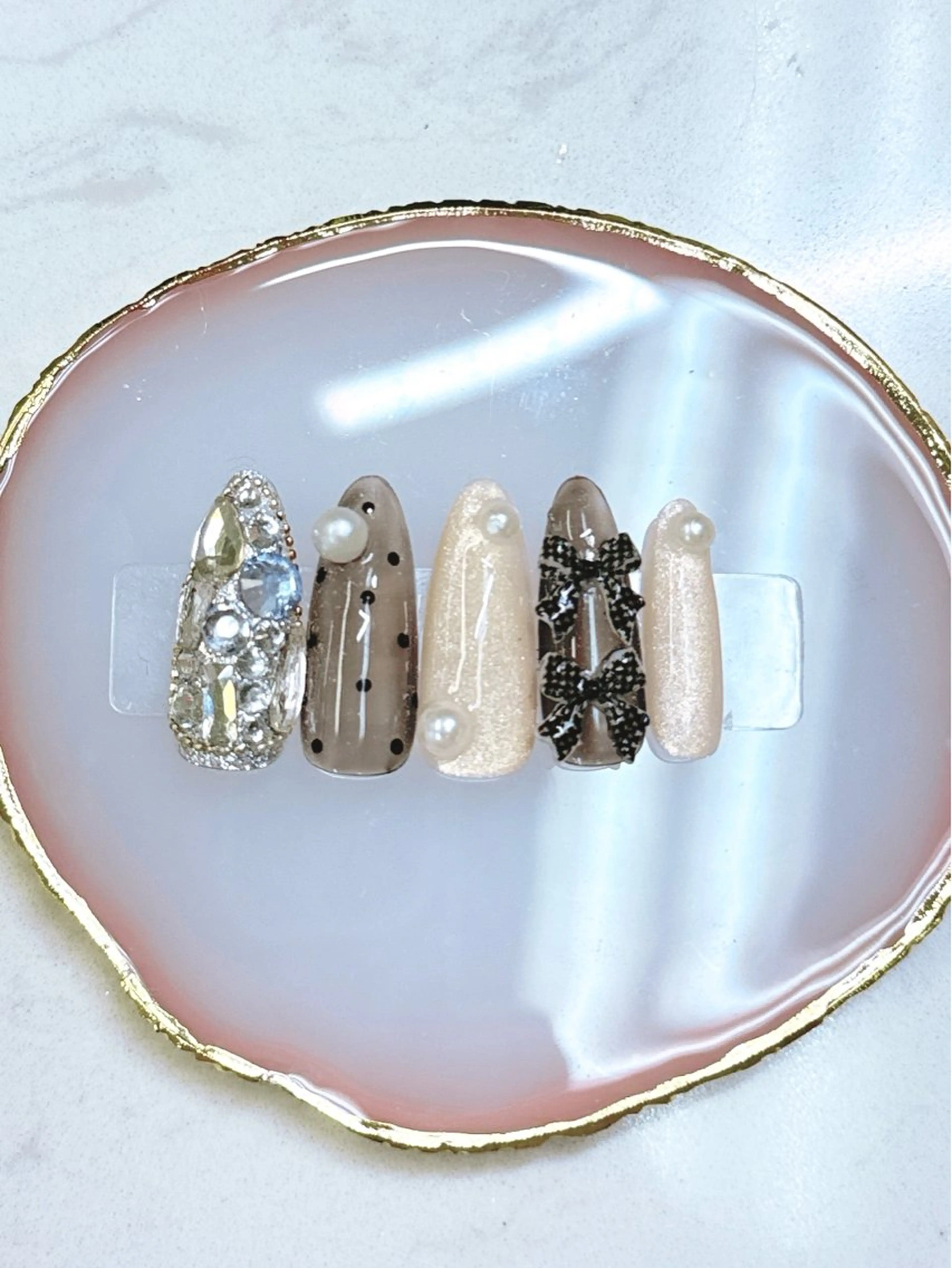 ネイル アートネイル フットネイル フレンチネイル ガラスフレンチ ハート クイーンズネイル銀座所属・Queeens nailのネイルデザイン