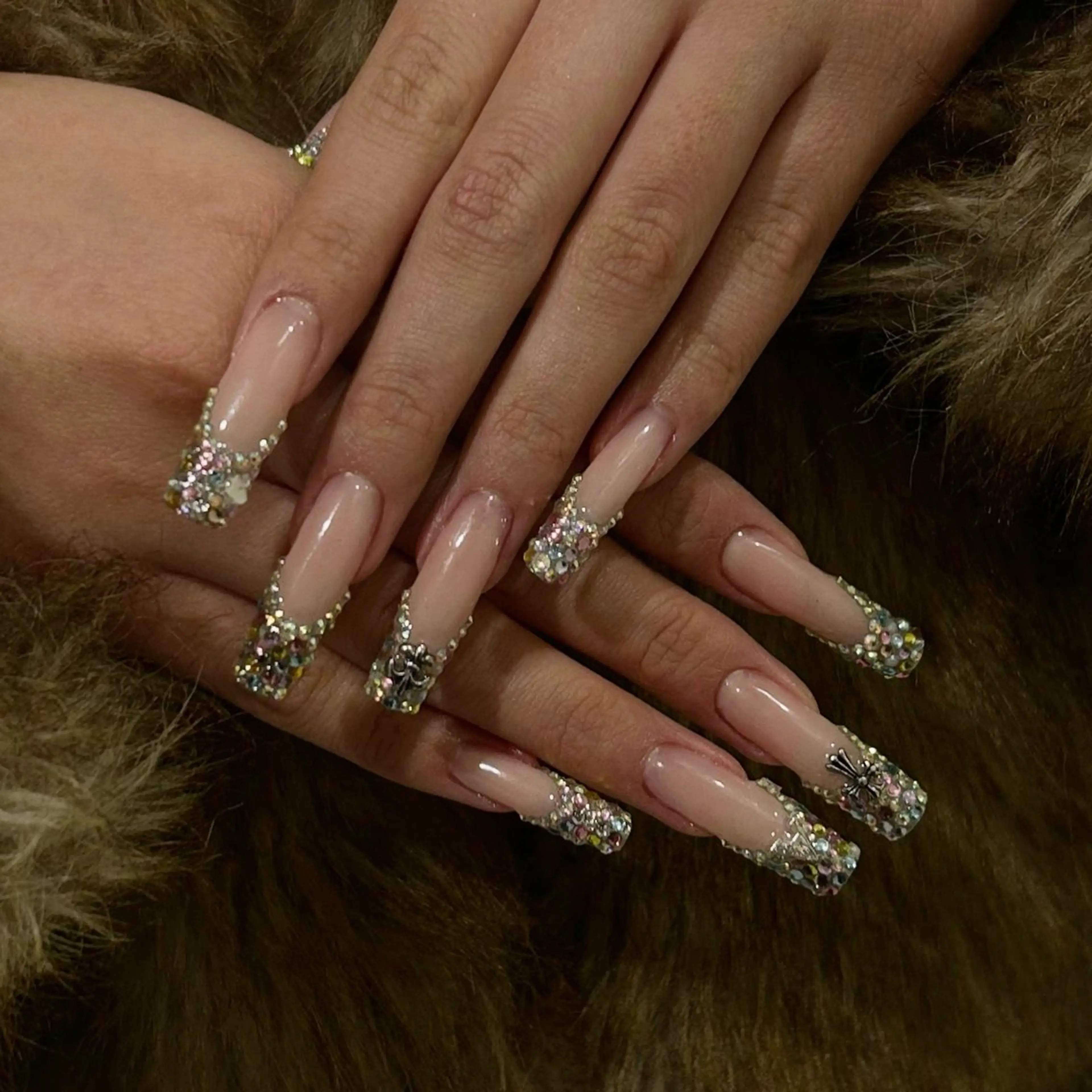 ネイル 韓国ネイル ロングネイル メンズネイル ワンホンネイル ハンドネイル icy,nail ユリアのネイルデザイン