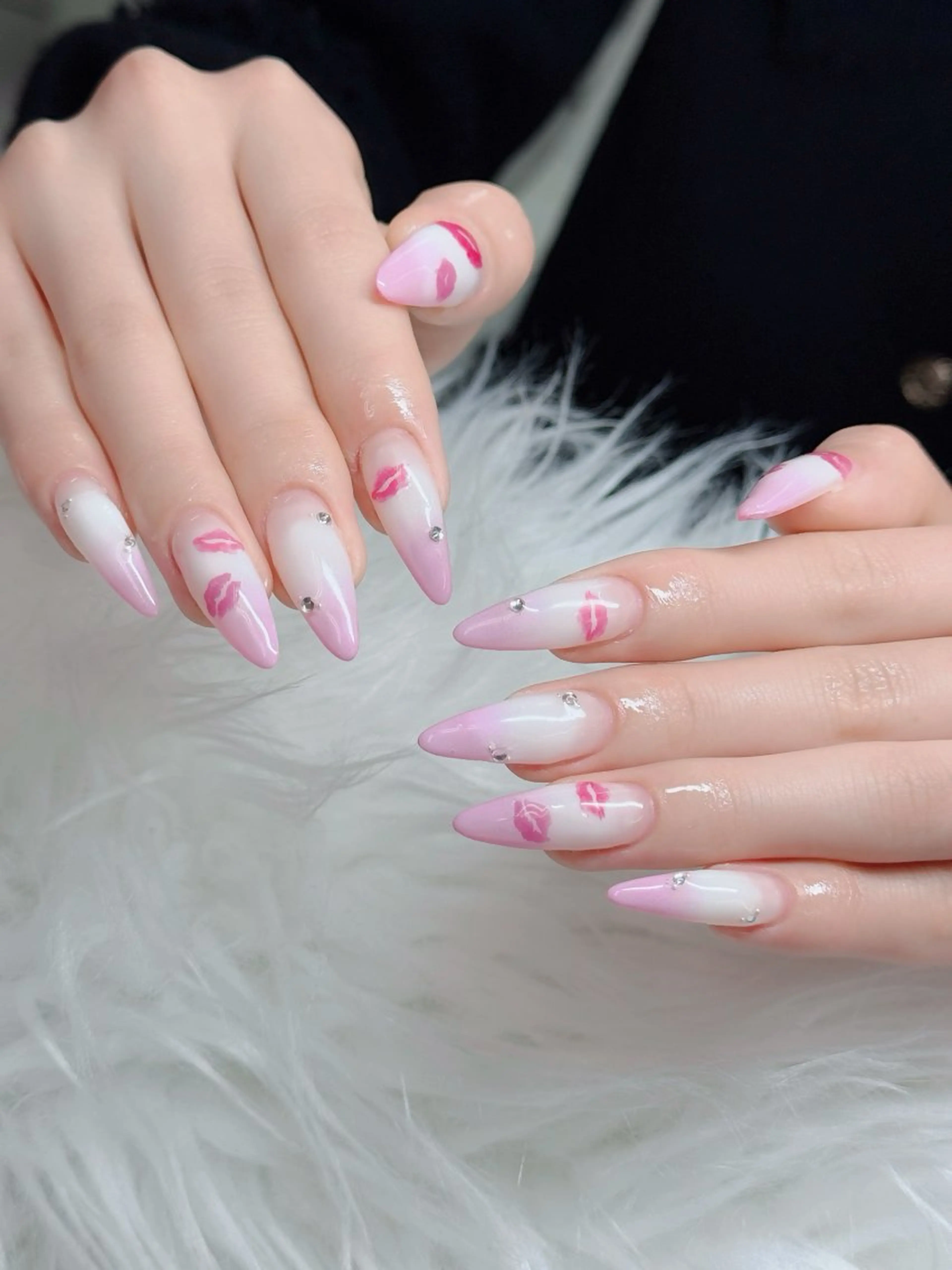 ネイル ジェルネイル 韓国ネイル マグネットネイル ネイルチップ 冬ネイル Lenie Nail Salonのネイルデザイン