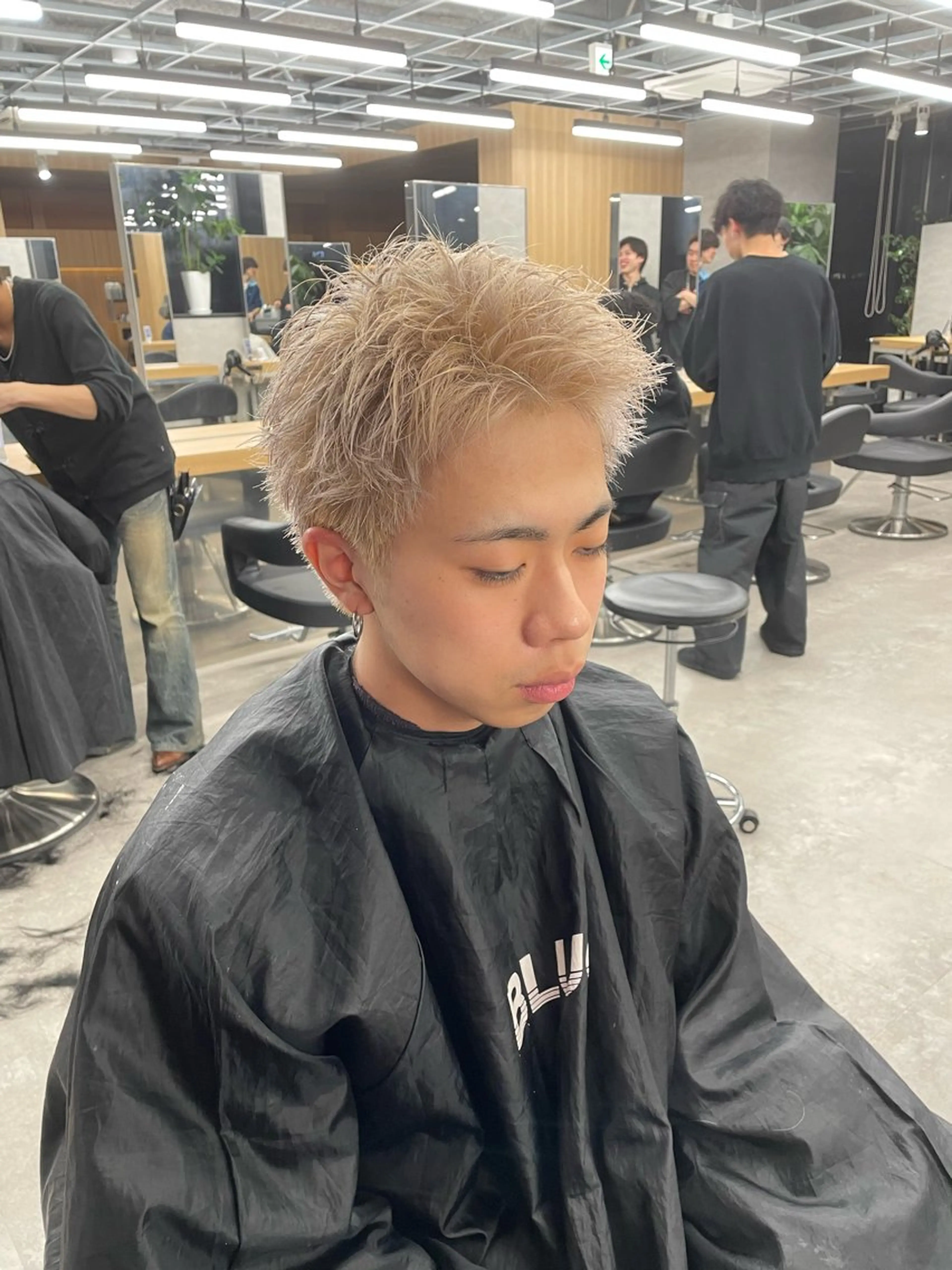 ショート カラー メンズ メンズハイトーン スパイキーショート ハイトーンカラー ショートヘア カット ヘアカラー 垢抜けハイトーン☀/ 笑顔の美容師/しゅんのヘアスタイル