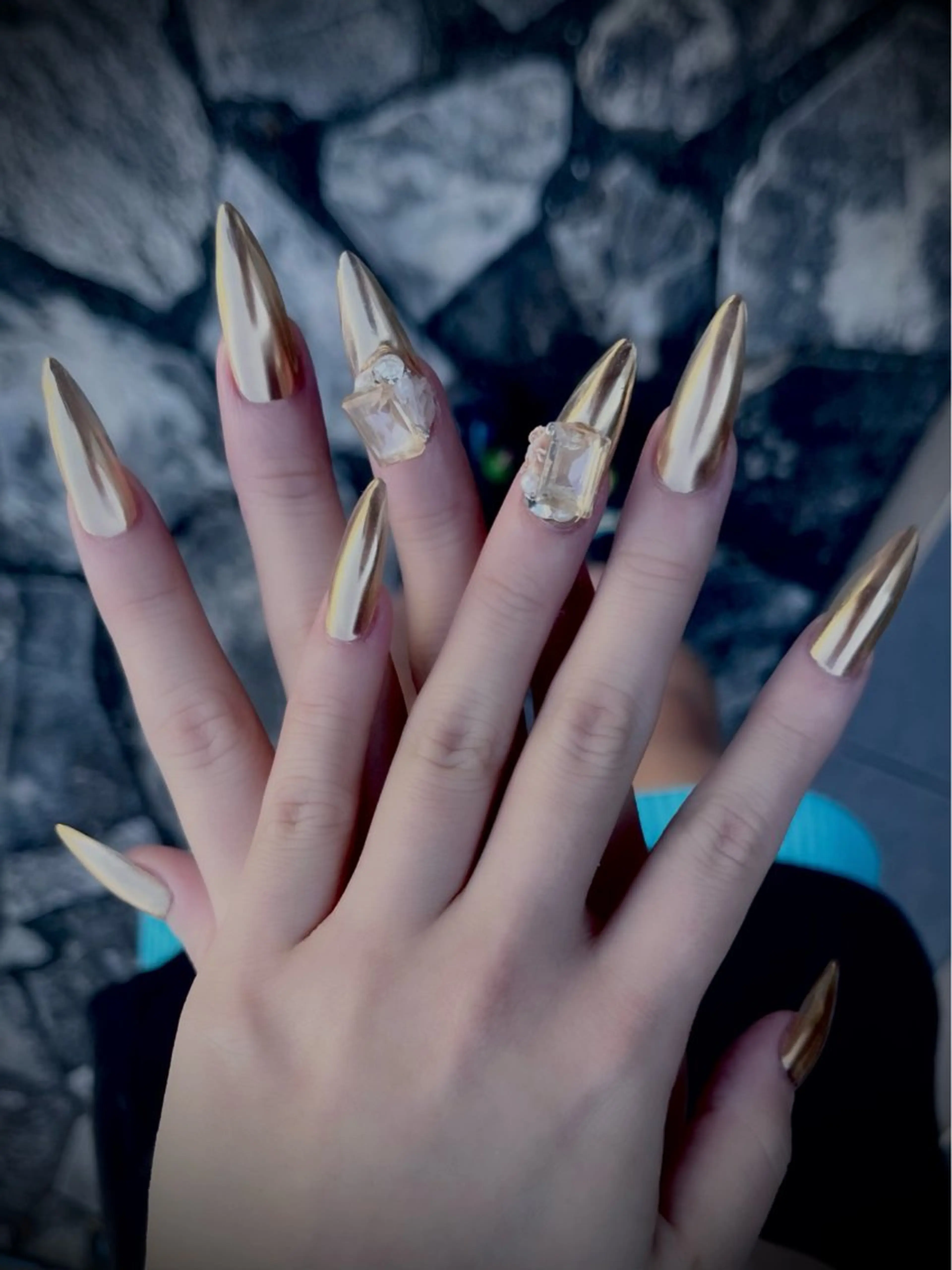 ネイル キラキラネイル マグネットネイル ワンカラーネイル スカルプネイル ワンホンネイル nine.🦋 YUKOのネイルデザイン