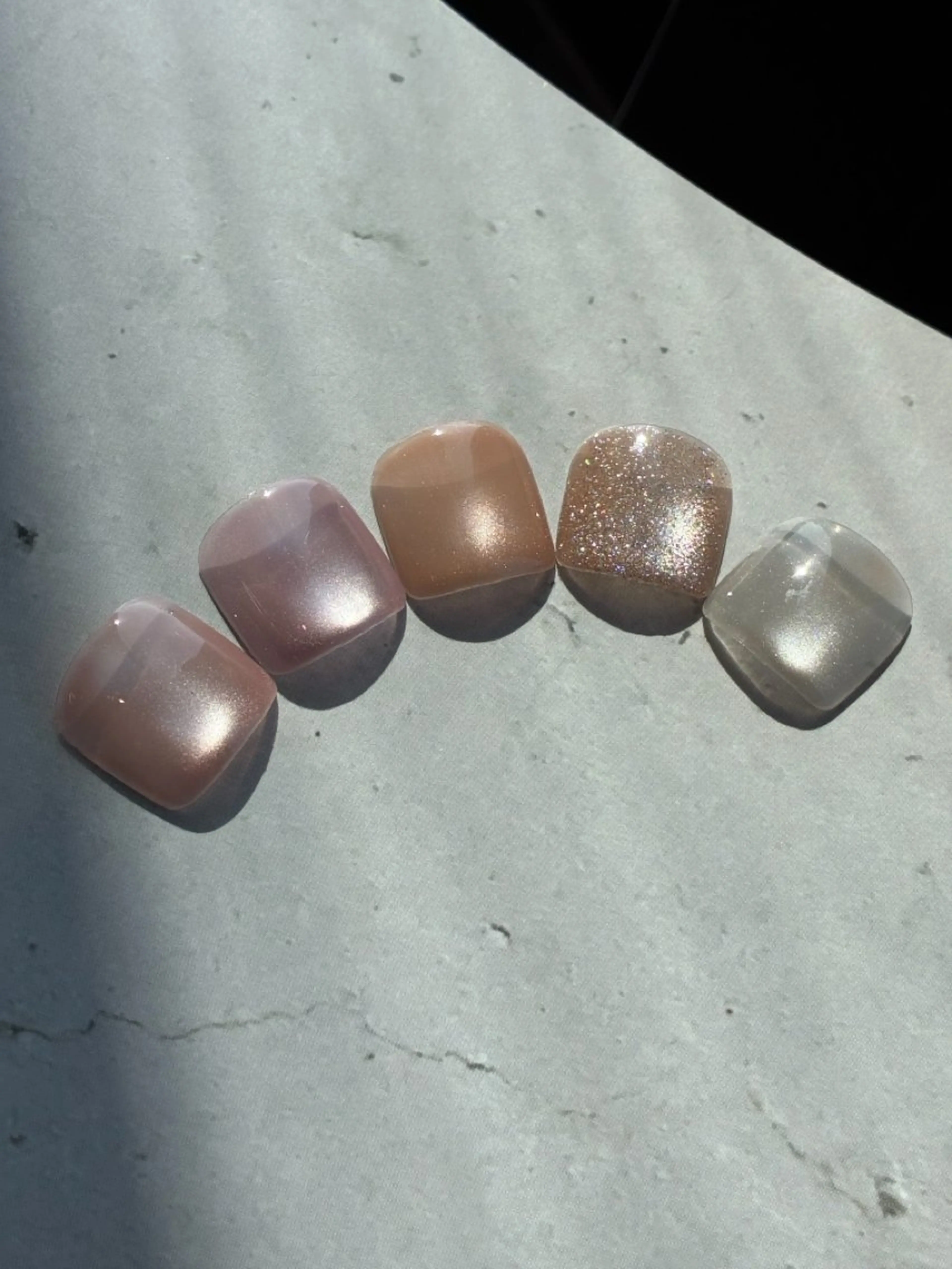 ネイル フットネイル 西村 咲良のネイルデザイン