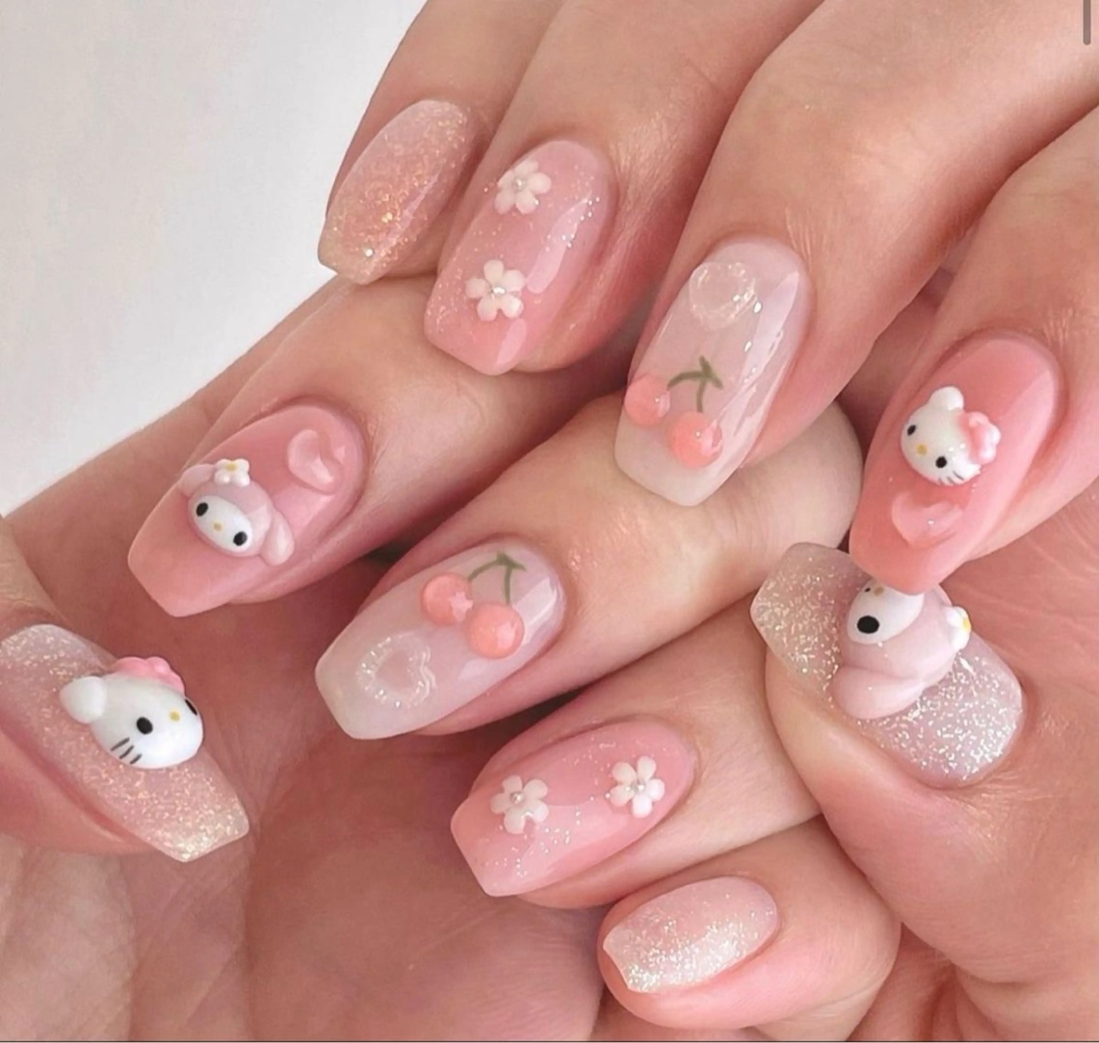 ネイル 長さ出し フレンチネイル グラデーション 卒業式 マグネットネイル MIHANA NAILのネイルデザイン