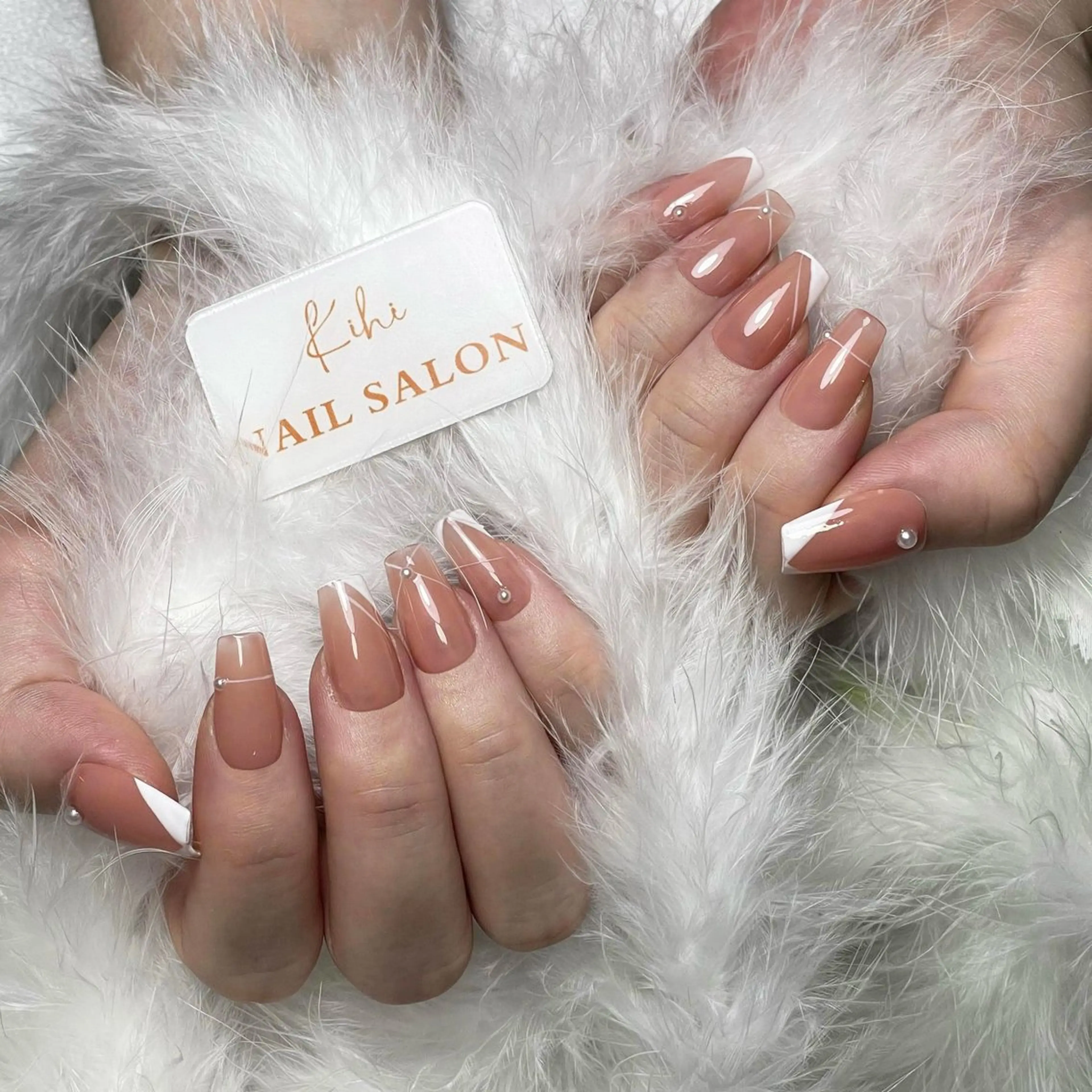 ネイル アートネイル フレンチネイル ジェルネイル グラデーション 韓国ネイル ハンドネイル 💕鈴木ユリ パラジェル/オフ無料のネイルデザイン