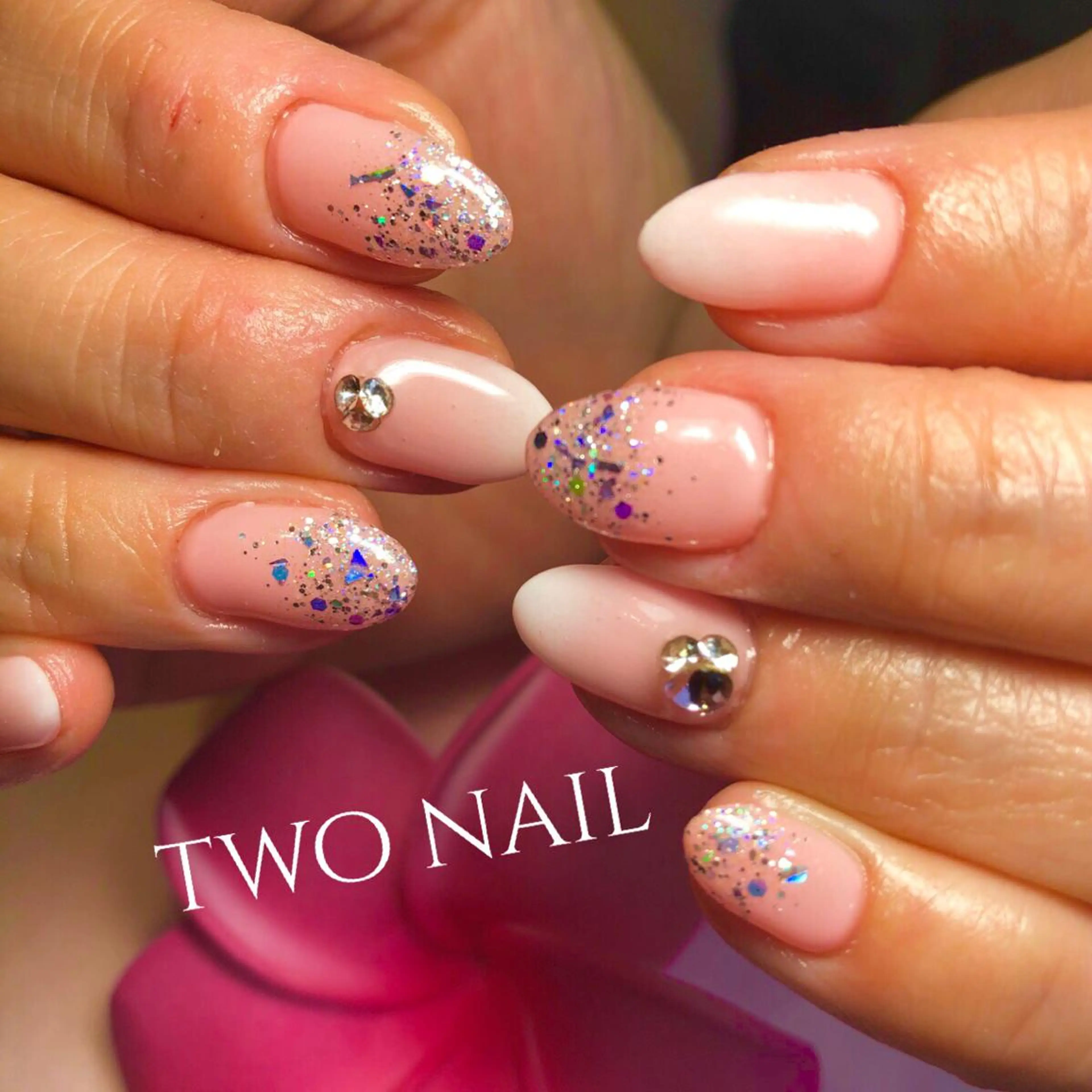 ネイル ラメ(グリッター) ラメグラデーション two nailのネイルデザイン