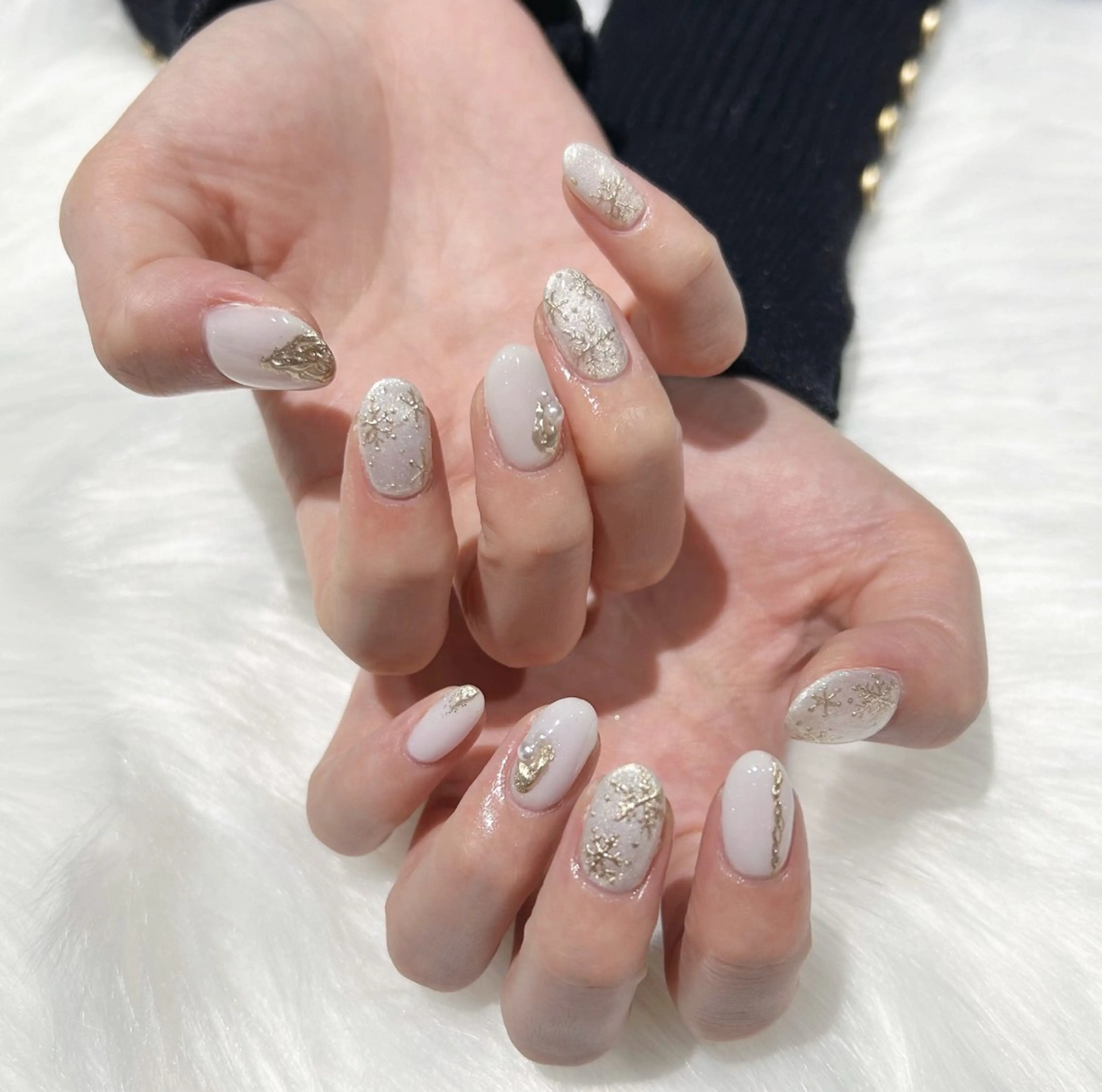 ネイル ミラーネイル ホワイト ハンドネイル ぷりゅねる 心斎橋のネイルデザイン