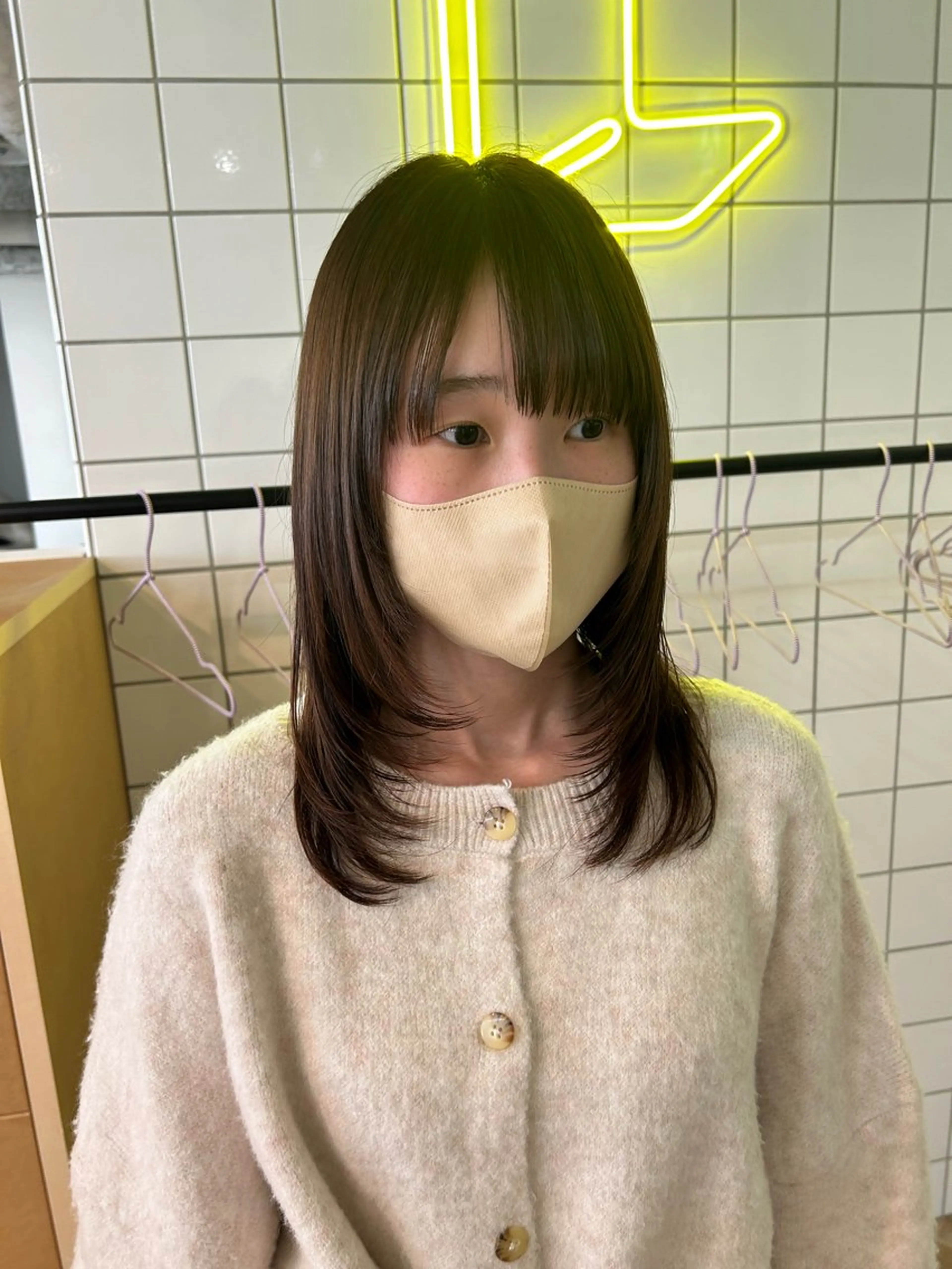 セミロング レイヤーカット 韓国風レイヤー/新潟 /小新/愛咲🎀のヘアスタイル