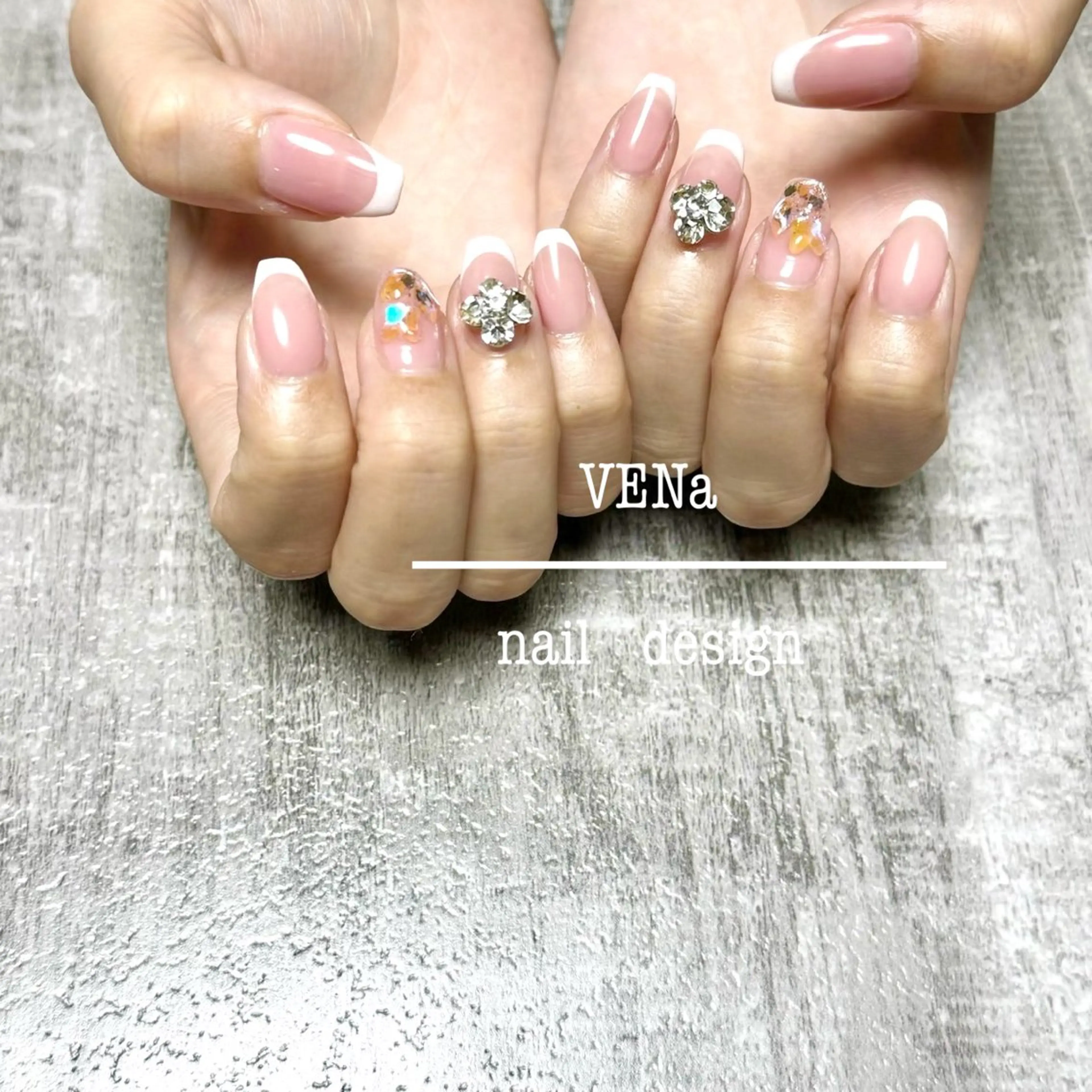 ネイル フレンチネイル ピンク VENa eye＆ nail salonのネイルデザイン