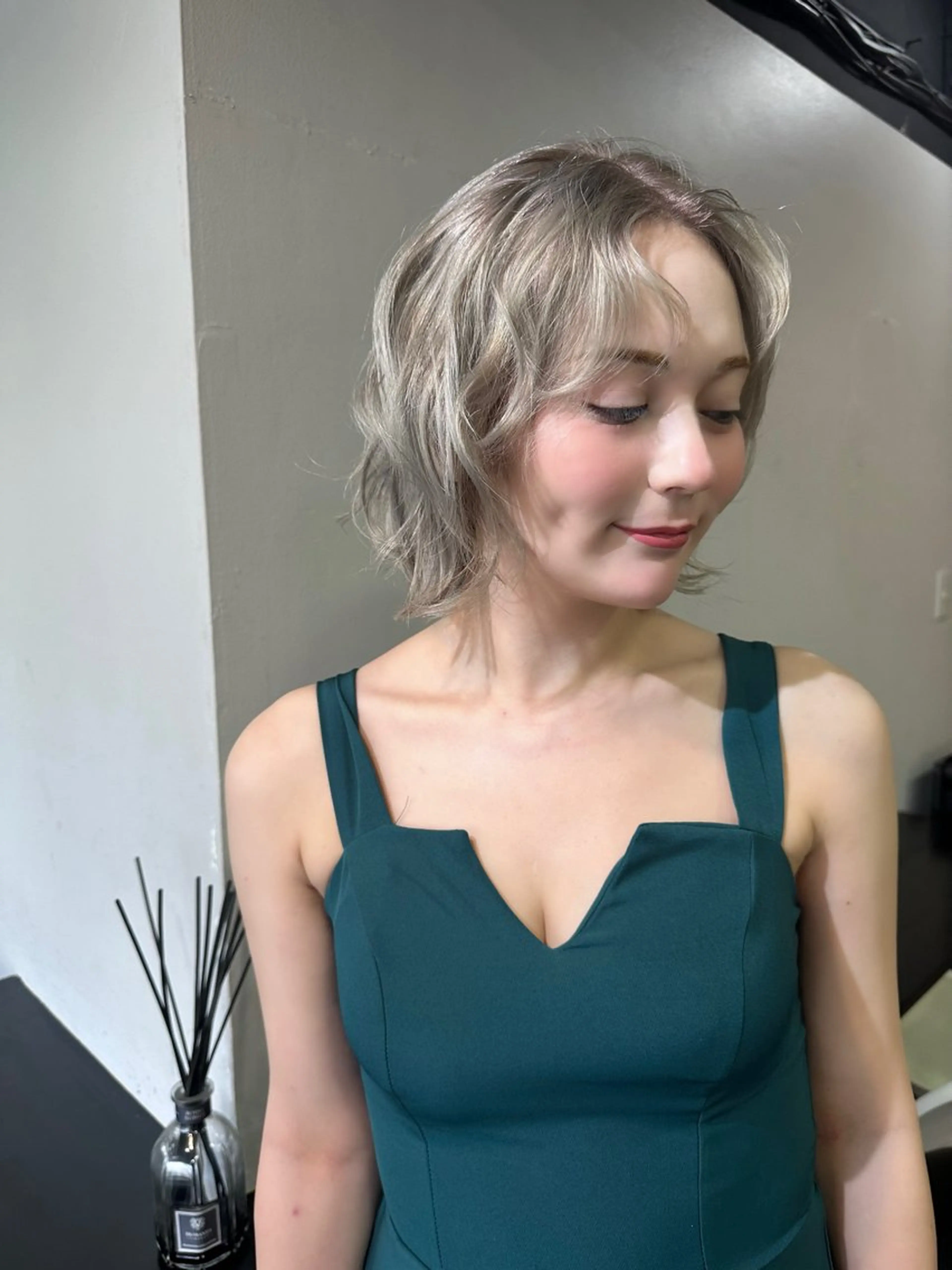 カラー YEAU　PLUS所属・極上の艶髪 RINAのヘアスタイル