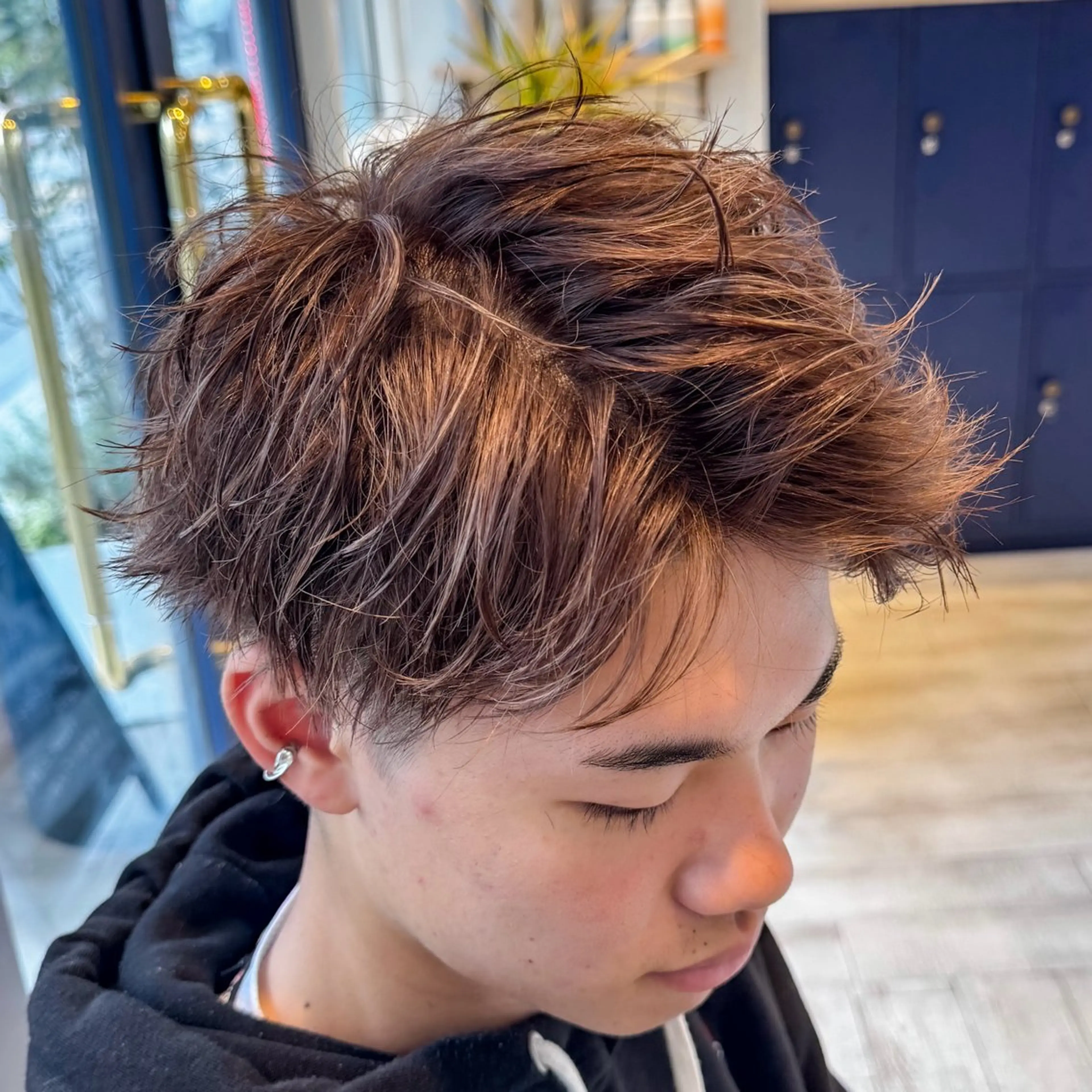 ショート カラー メンズ メンズメッシュ ベージュカラー メッシュ カット ヘアカラー 吉田 新平のヘアスタイル