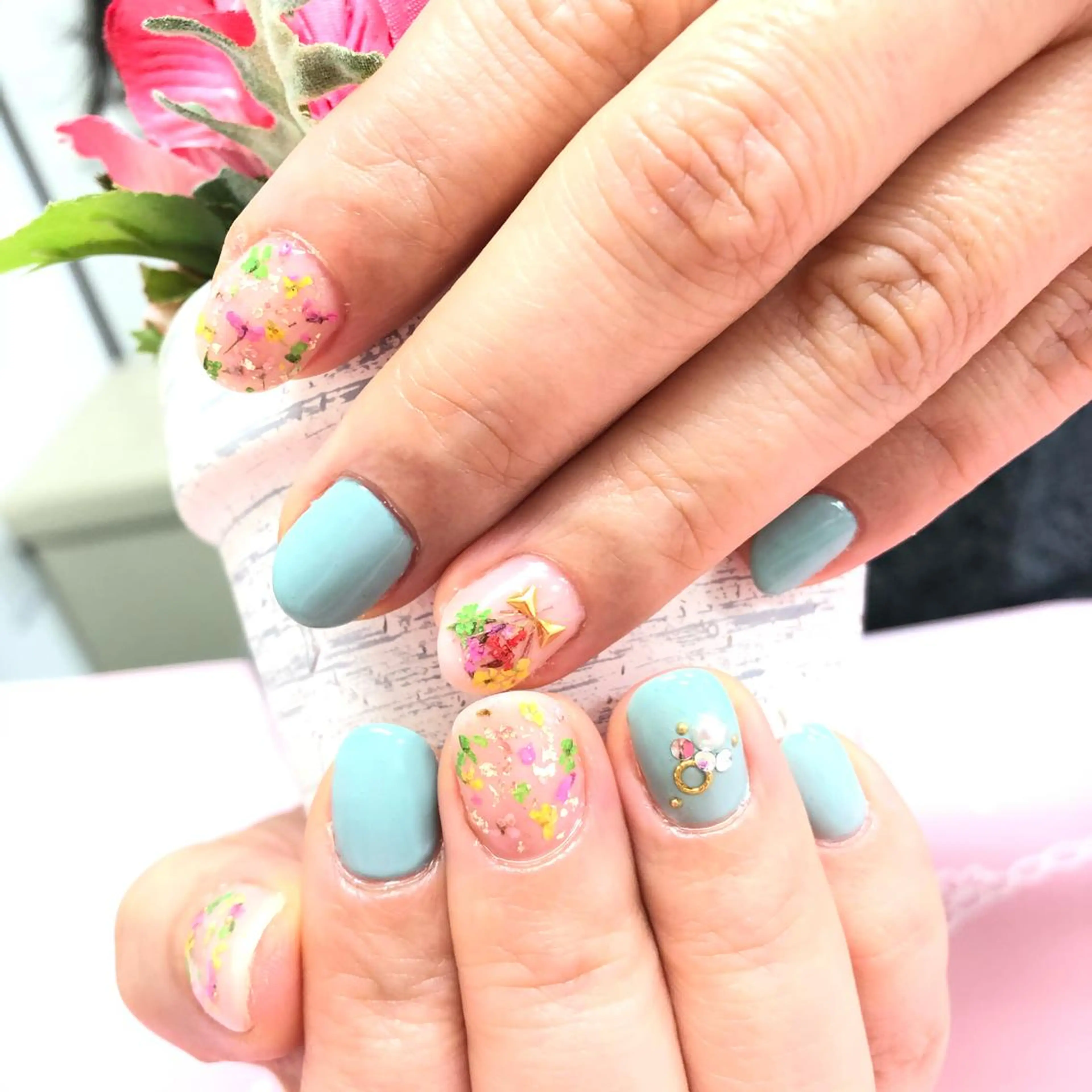 ネイル ユリシスネイル 担当近藤のネイルデザイン