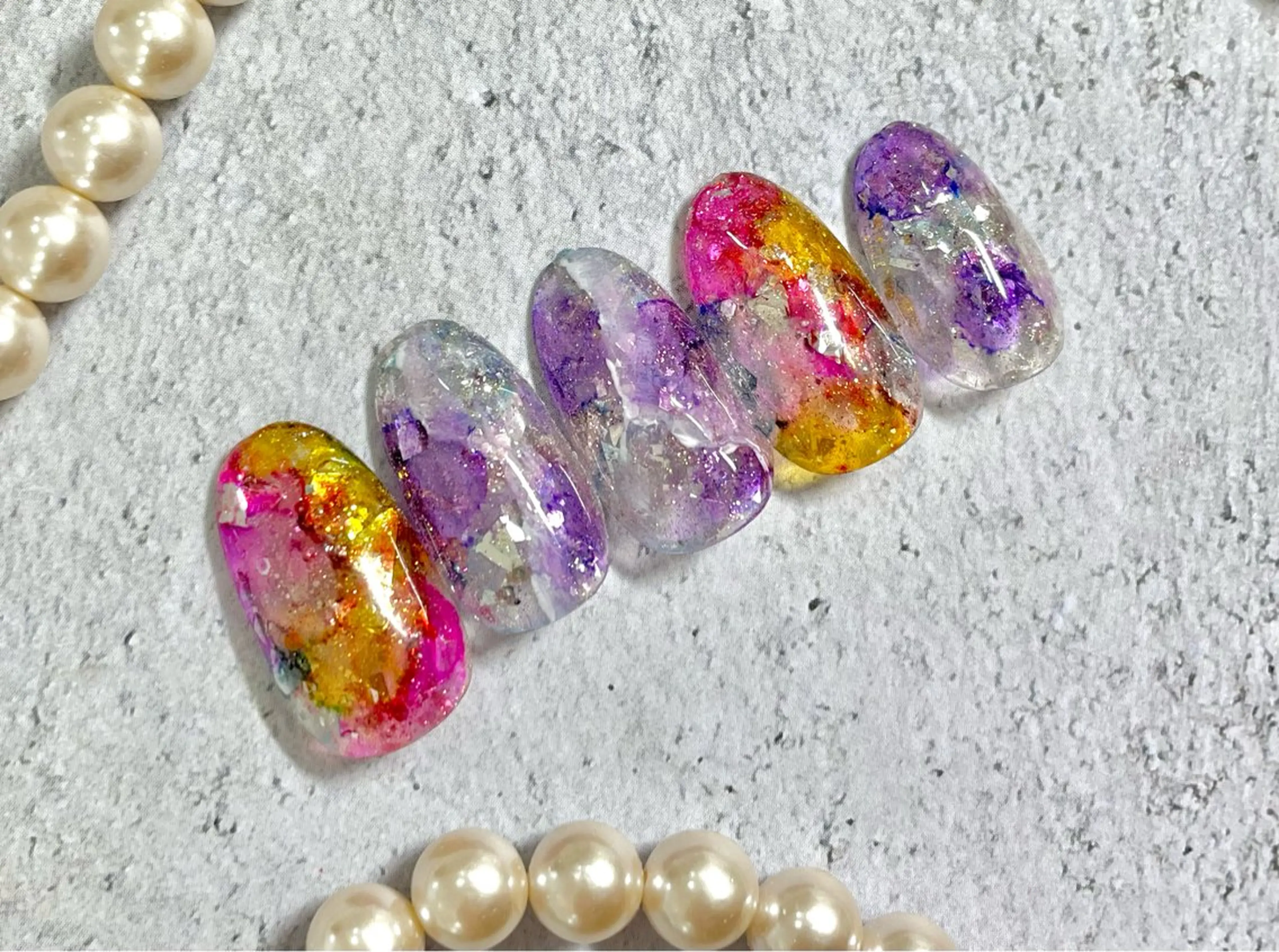 ミディアム BURGUNDY 🌹eriのネイルデザイン