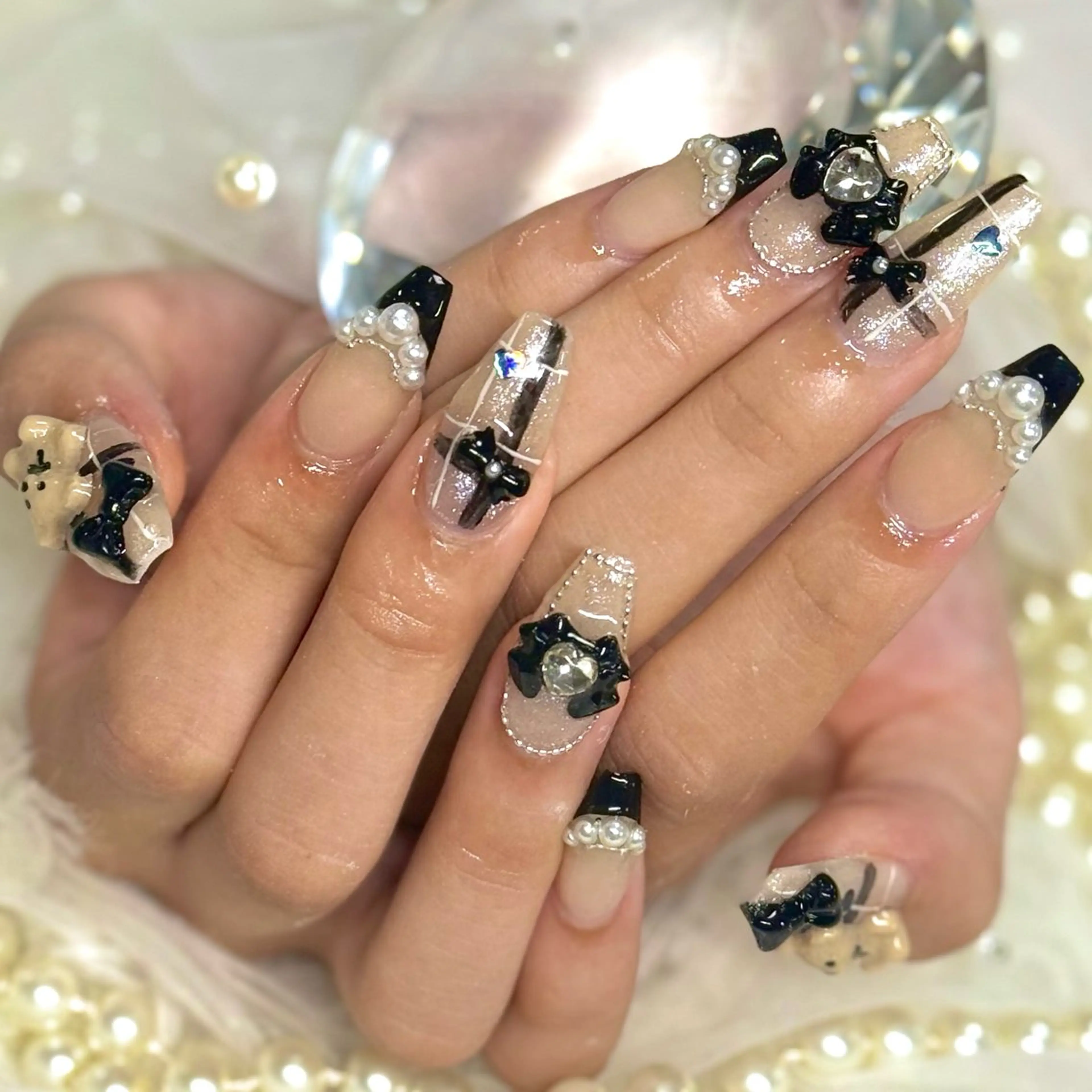 ネイル ルシイ🎀新宿長さ 出しパーツ専門店のネイルデザイン