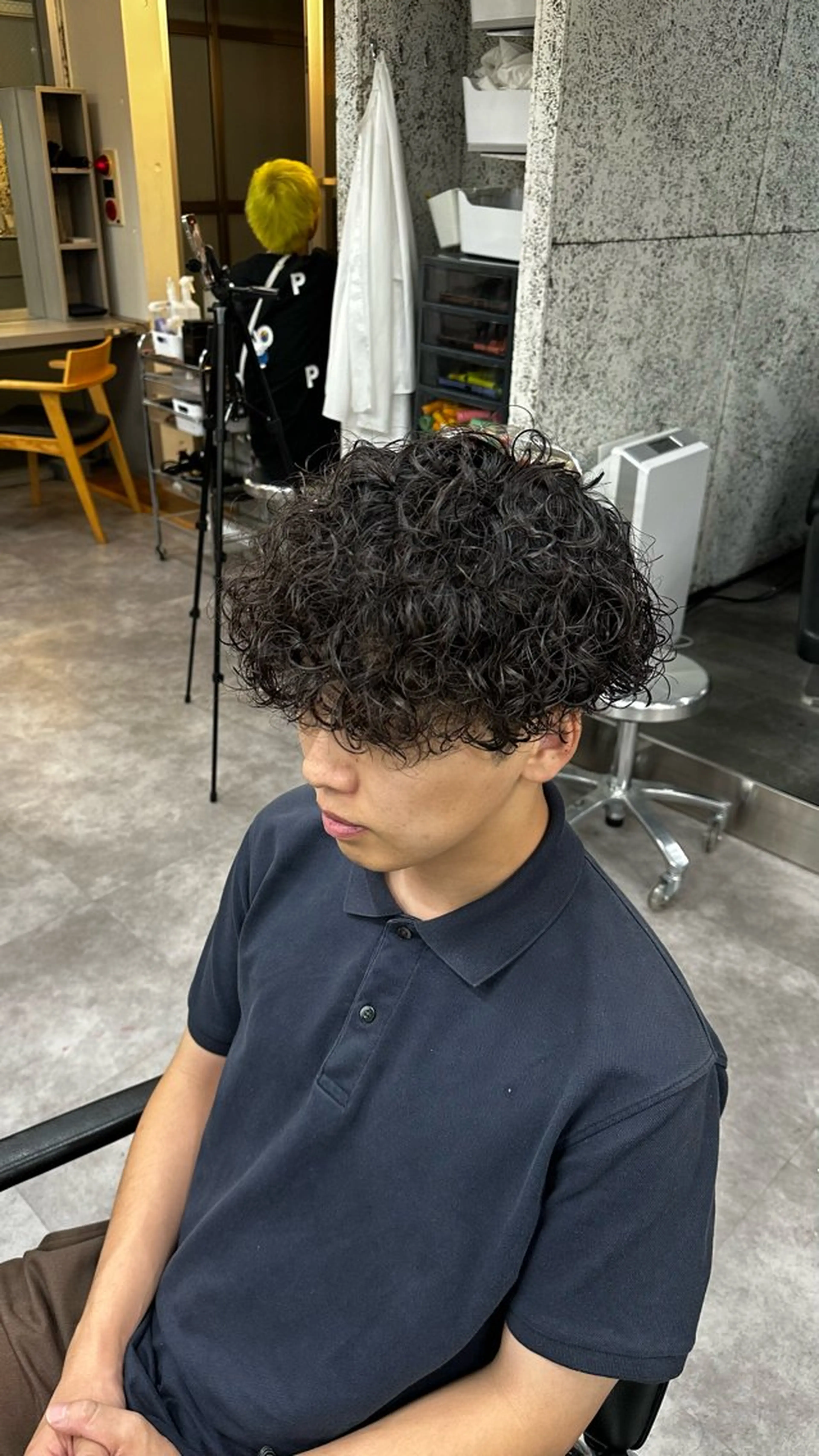 パーマ メンズ 刈り上げ カット パーマ fifth原宿 宮部蓮のヘアスタイル