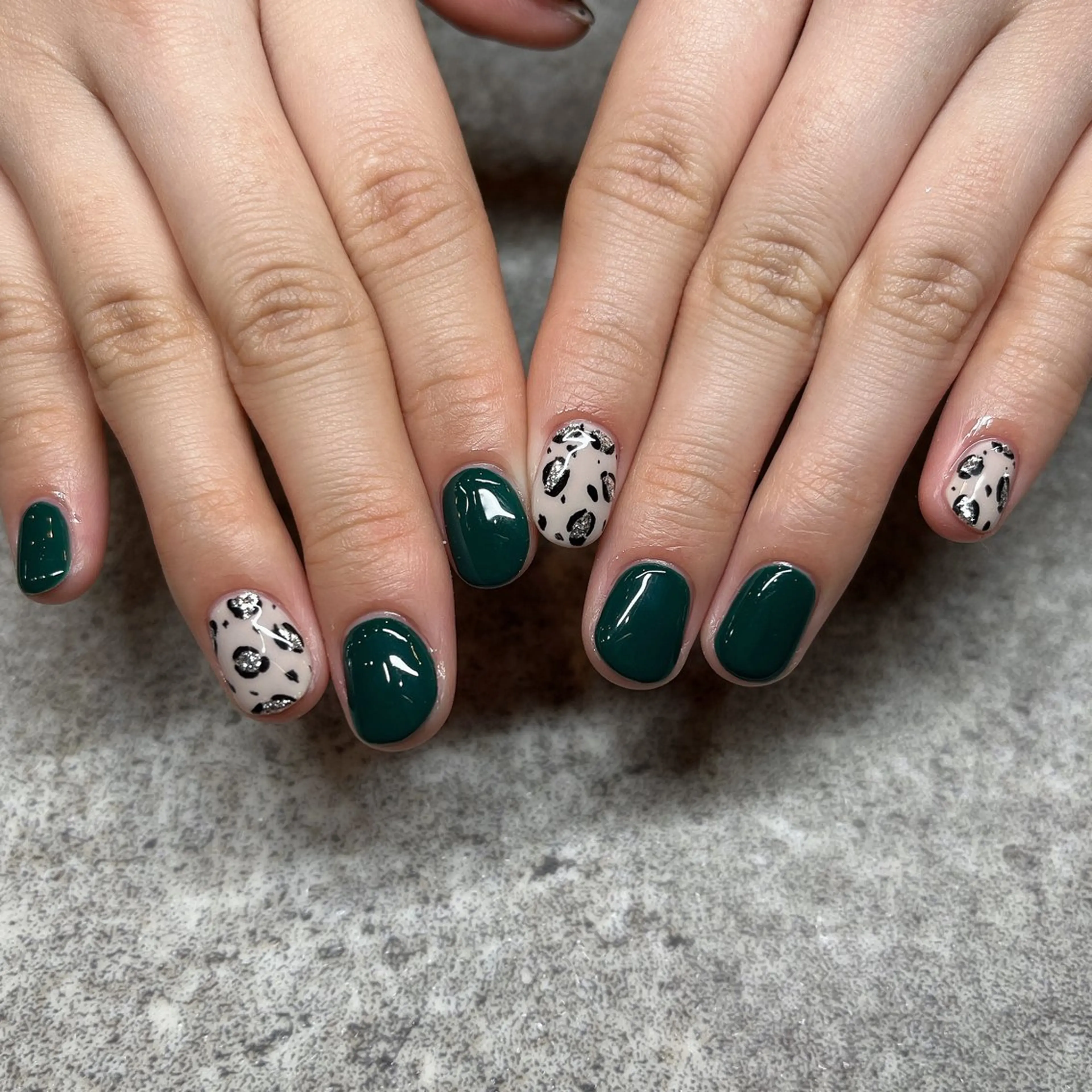 ネイル アマンビューティーリゾート所属・竹内 日菜のマツエク・マツパデザイン