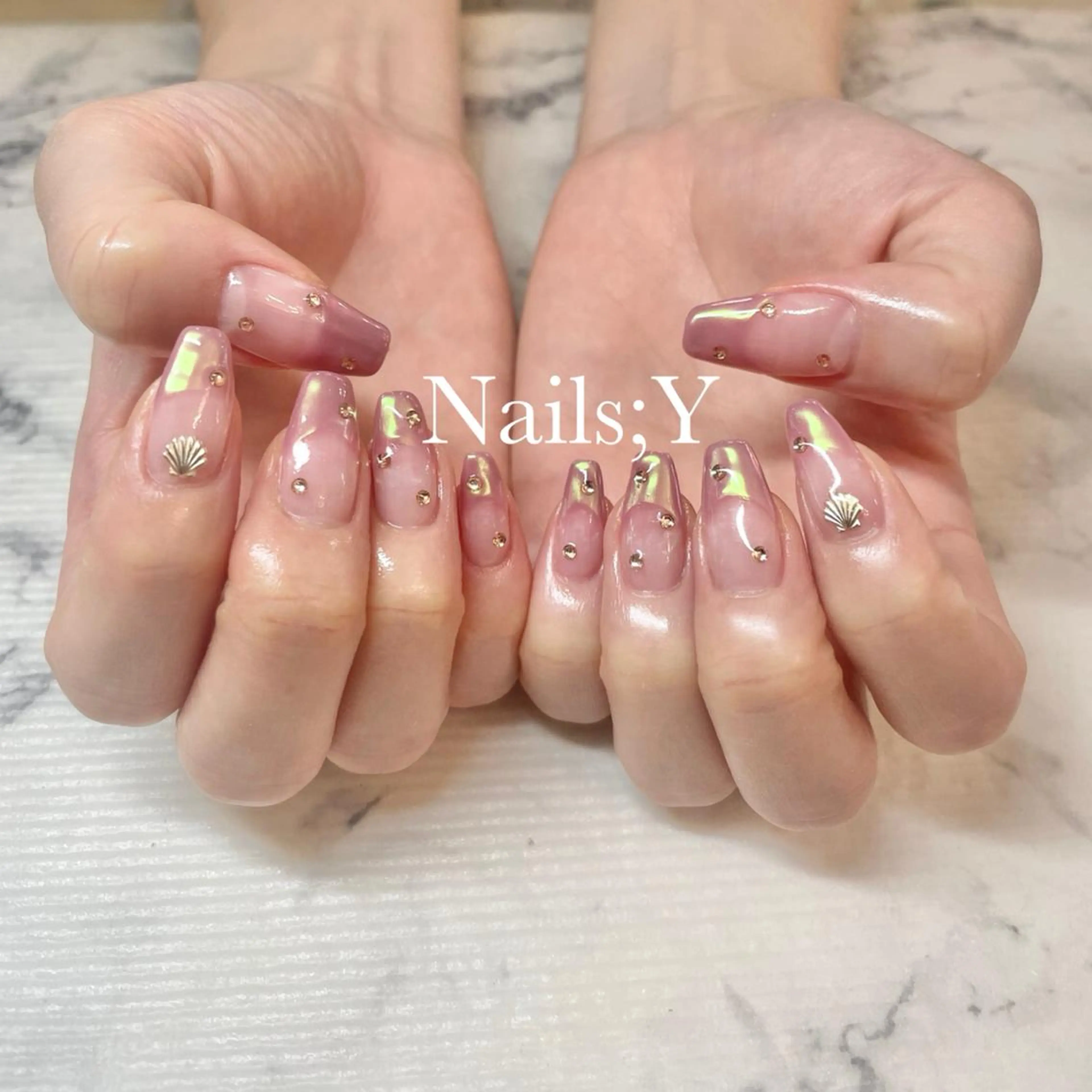 ネイル オーロラネイル フレンチネイル ジェルネイル パラジェル ストーンネイル yo koのネイルデザイン