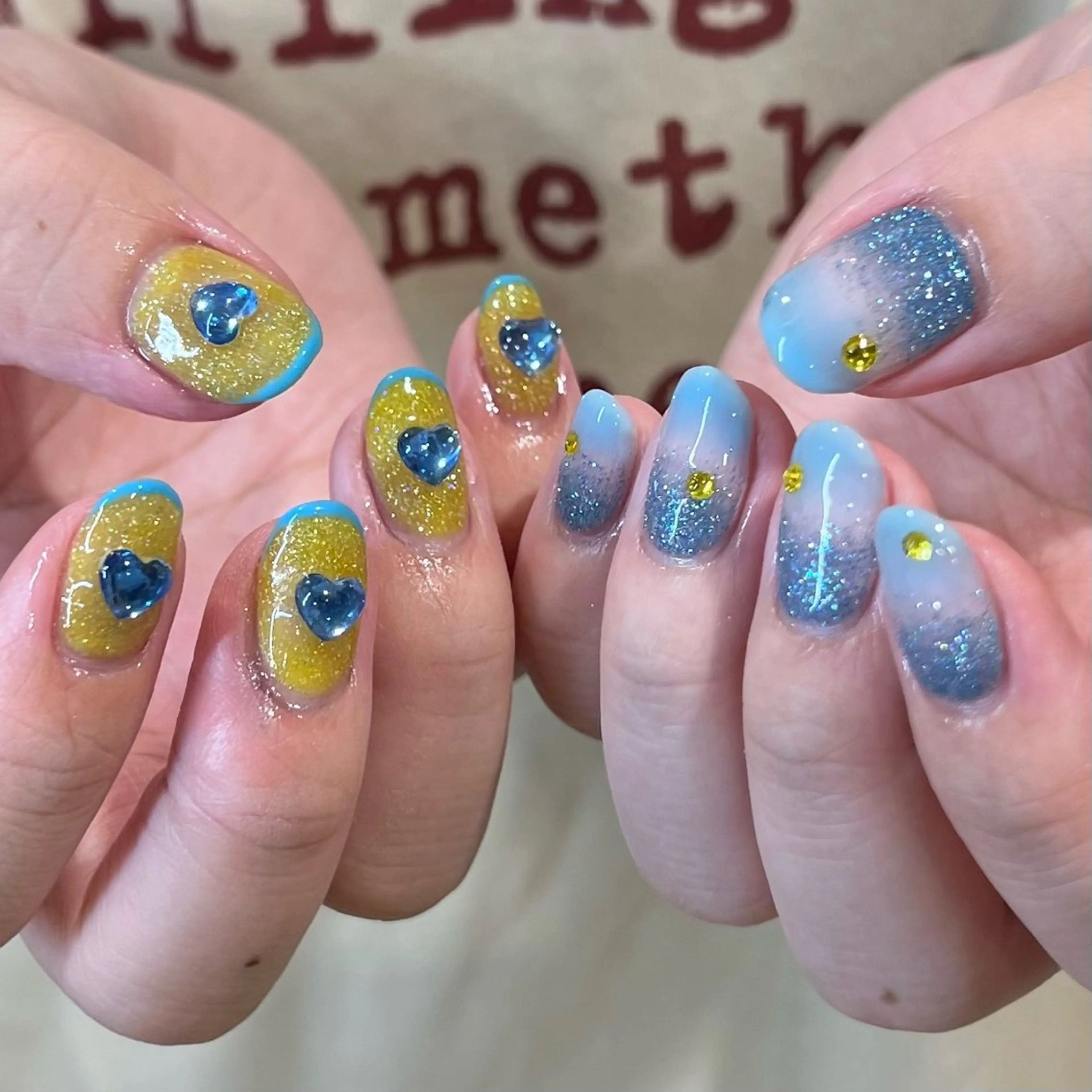 ネイル ハンドネイル 内田 里穂のネイルデザイン