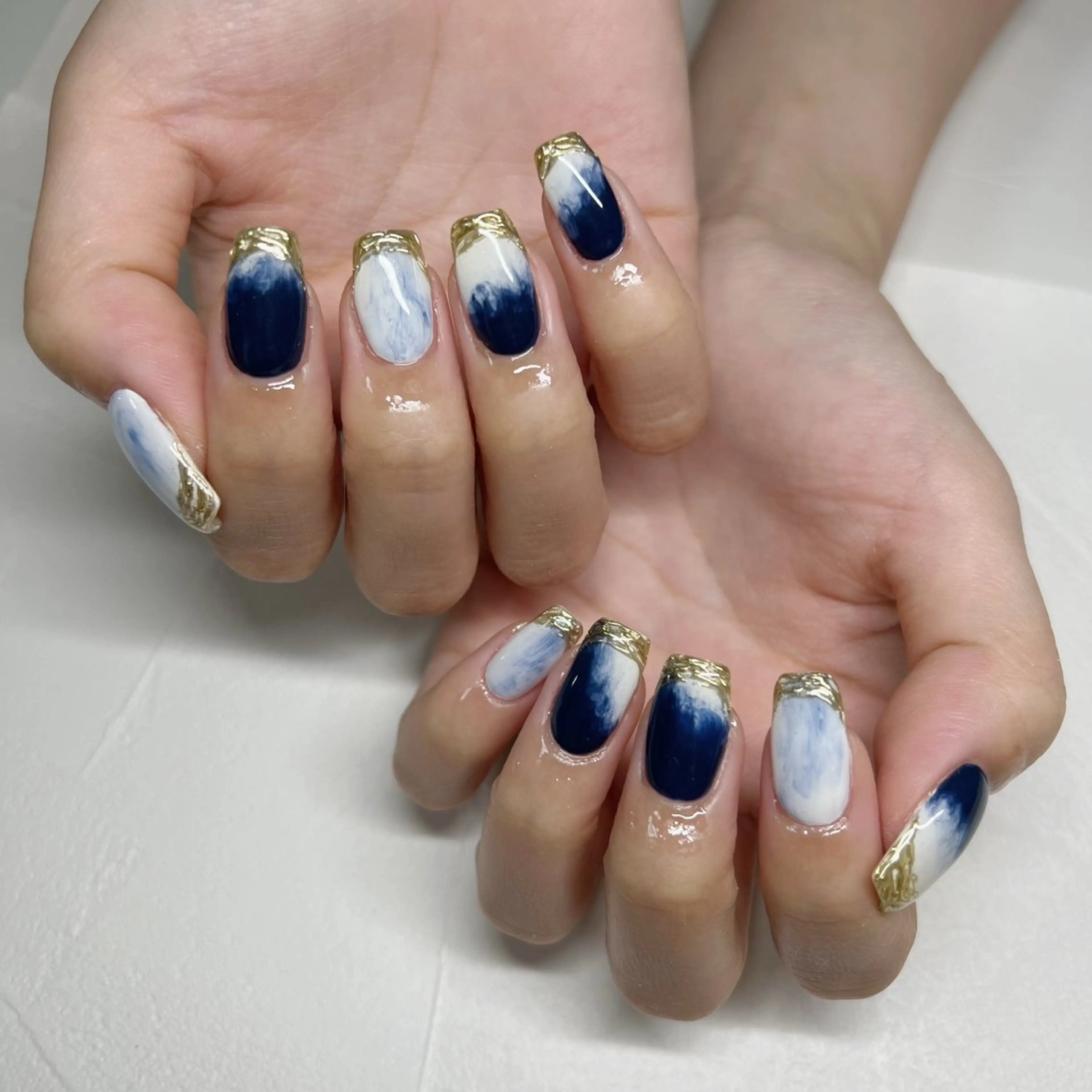 ネイル フレンチネイル ミラーネイル ハンドネイル 川端 京香のネイルデザイン