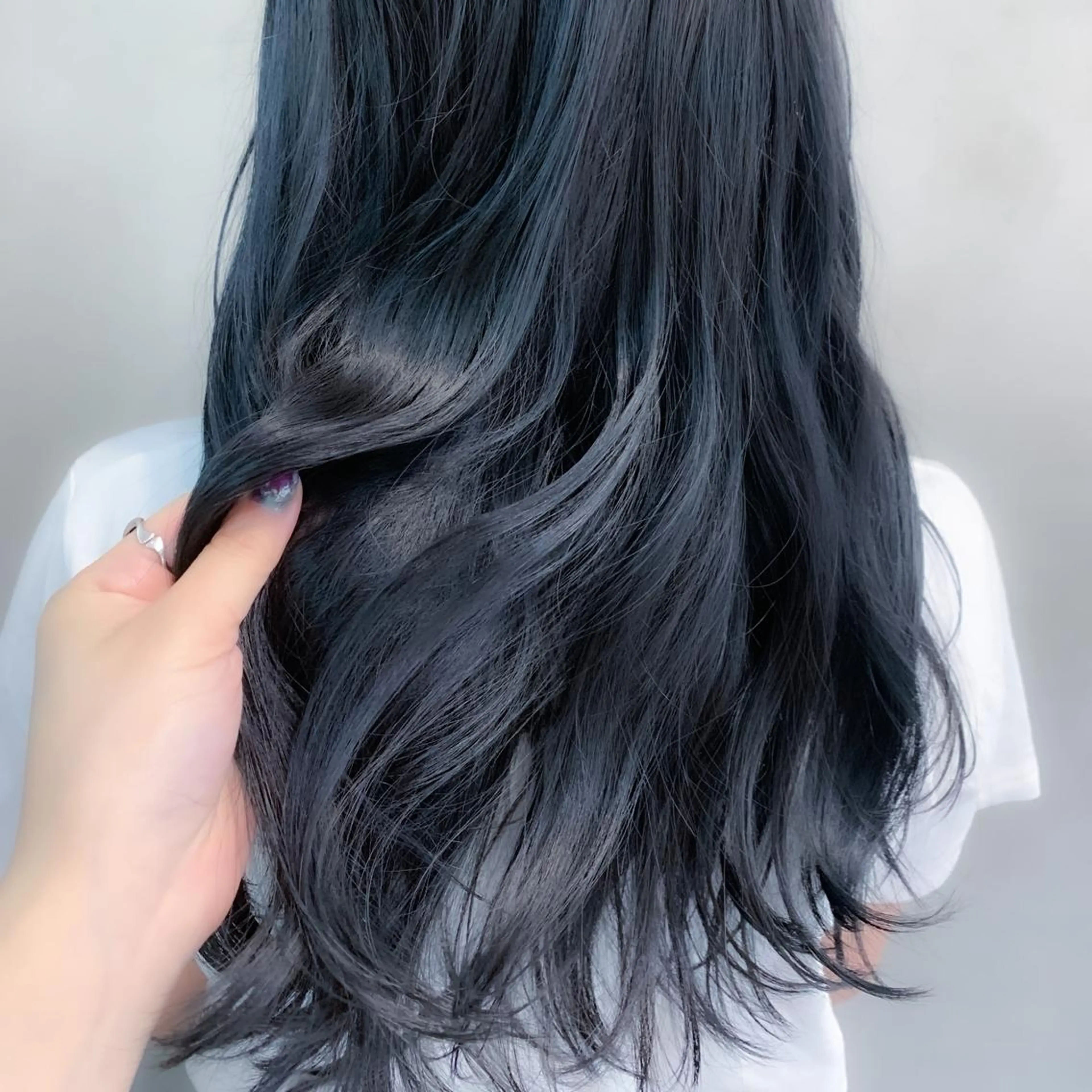 ミディアム カラー ヘアアレンジ ミニボブ/ブリーチ 🌈MISATOのヘアスタイル